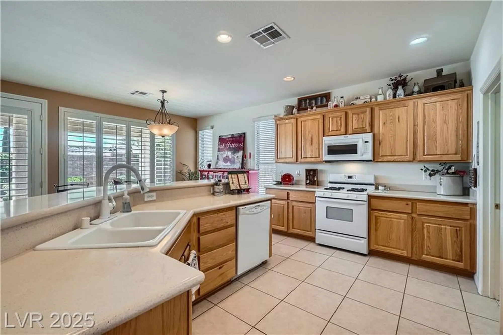 Property Slideshow image 28 of 50 | 10547 grazia ave, Las Vegas, NV, 89135