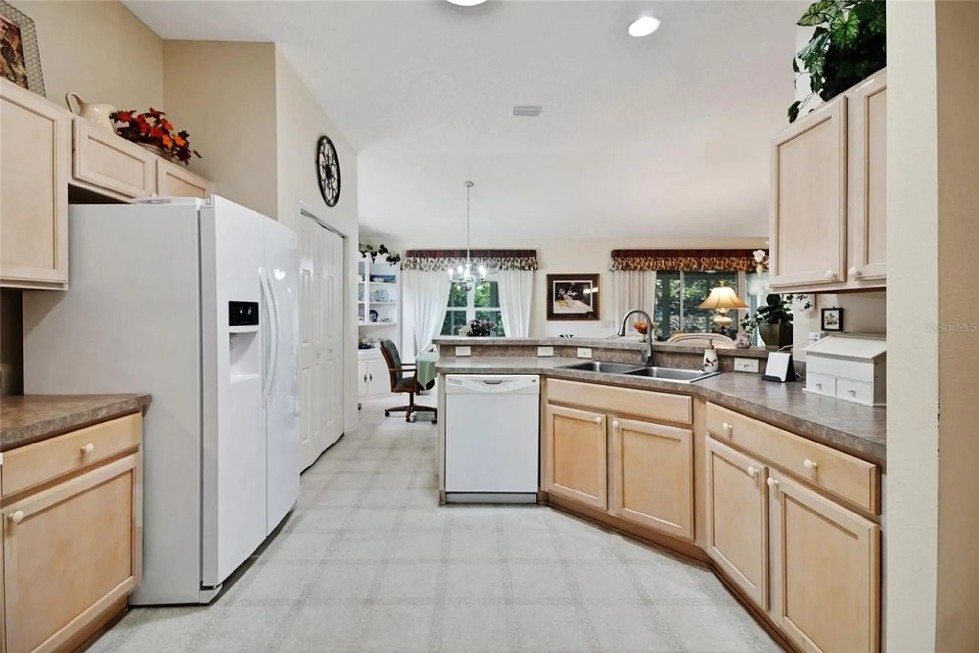 Property Slideshow image 37 of 46 | 9213 se 172nd santee pl, The Villages, FL, 32162