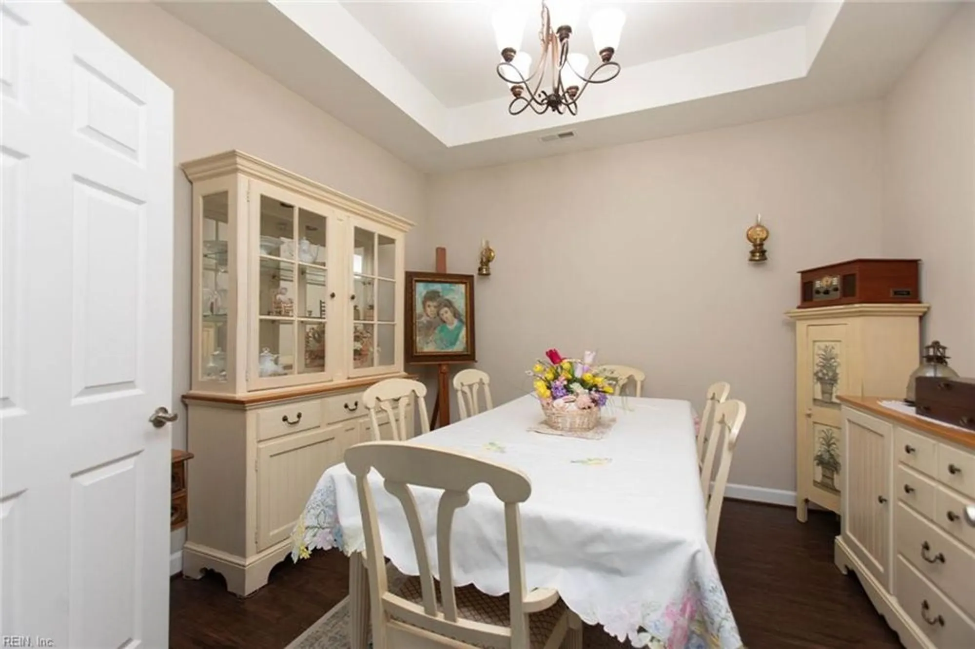 Property Slideshow image 9 of 50 | 200 durham st, Smithfield, VA, 23430