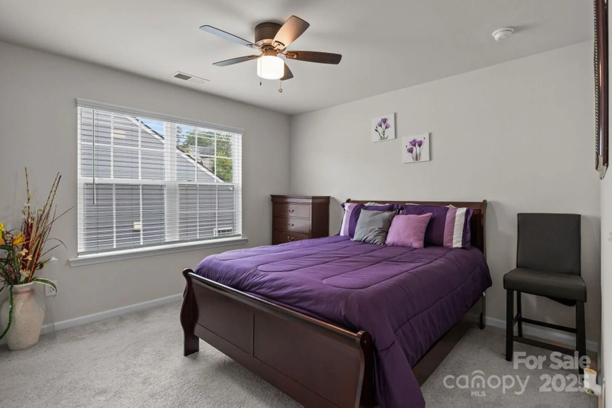 Property Slideshow image 19 of 25 | 16812 lookout landing ln, Charlotte, NC, 28278