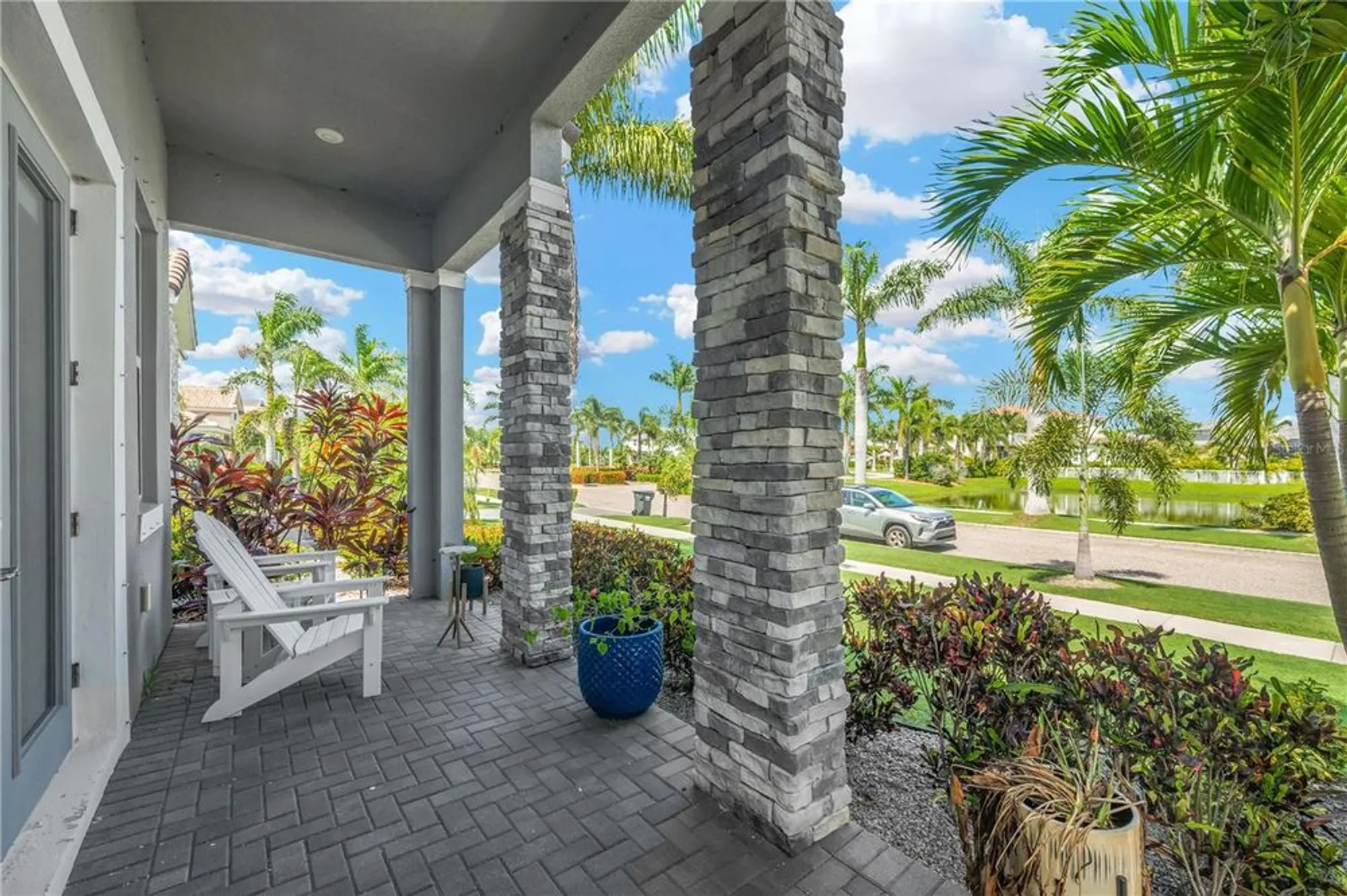 Property Slideshow image 24 of 59 | 832 manns harbor dr, Apollo Beach, FL, 33572