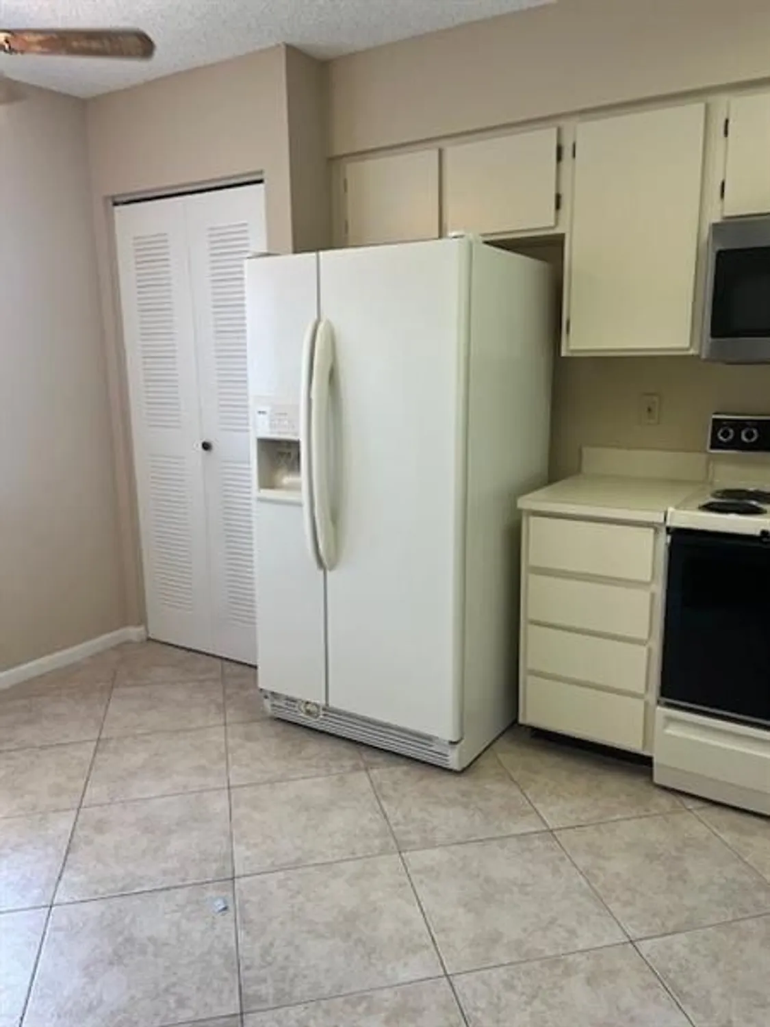 Property Slideshow image 21 of 71 | 7351 kinghurst dr 302, Delray Beach, FL, 33446