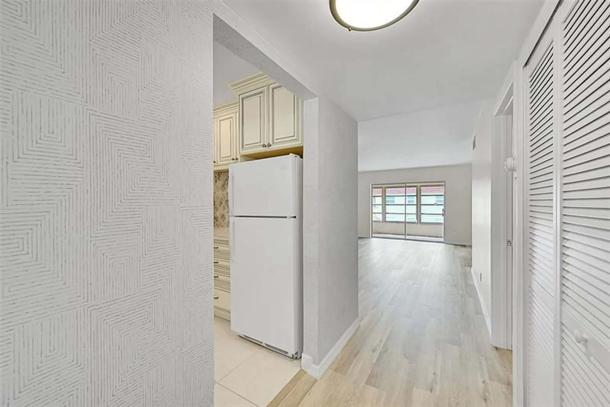 Property Slideshow image 2 of 42 | 23 abbey ln 202, Delray Beach, FL, 33446