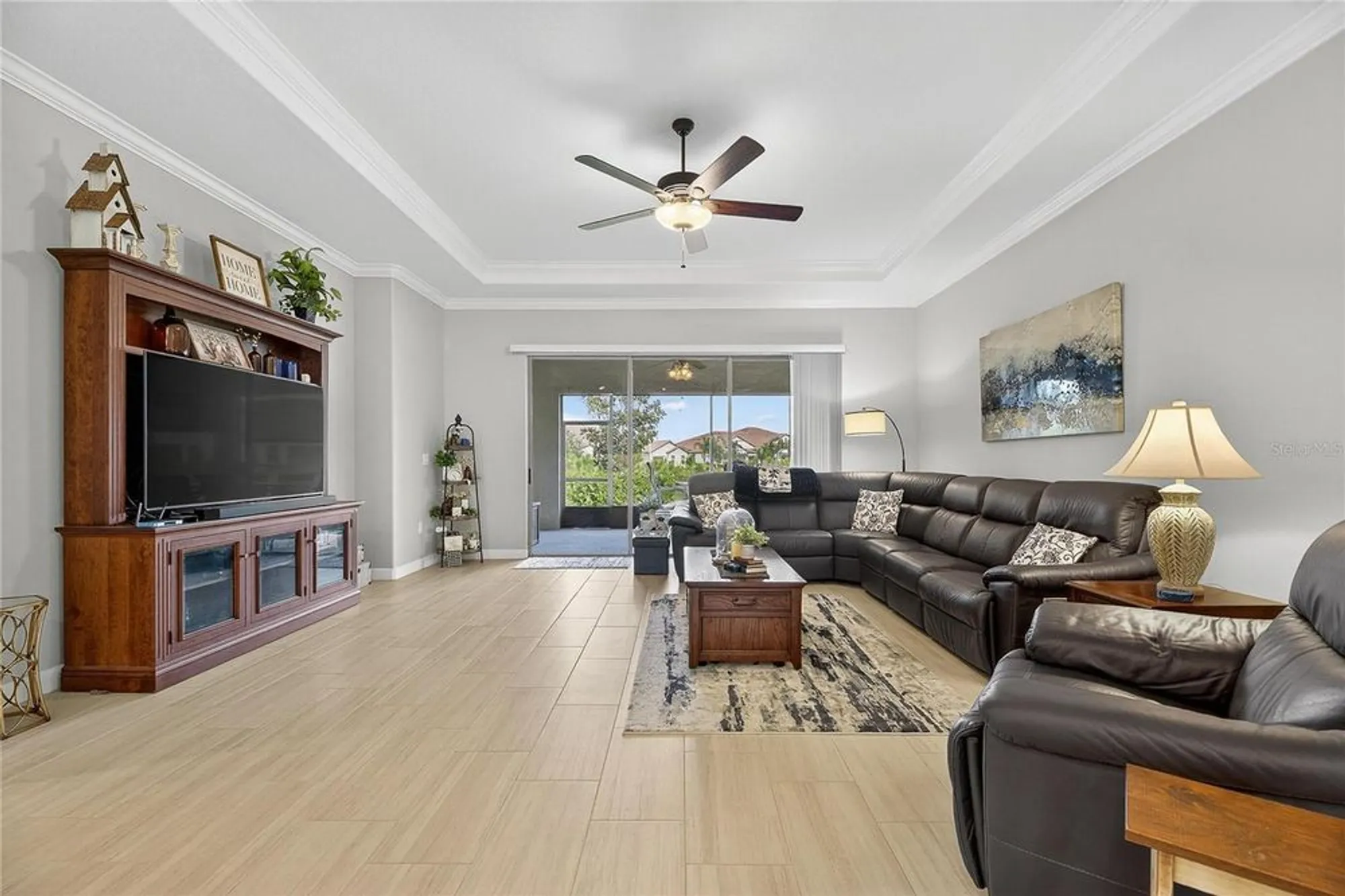 Property Slideshow image 29 of 96 | 5319 windy grove dr, Wimauma, FL, 33598