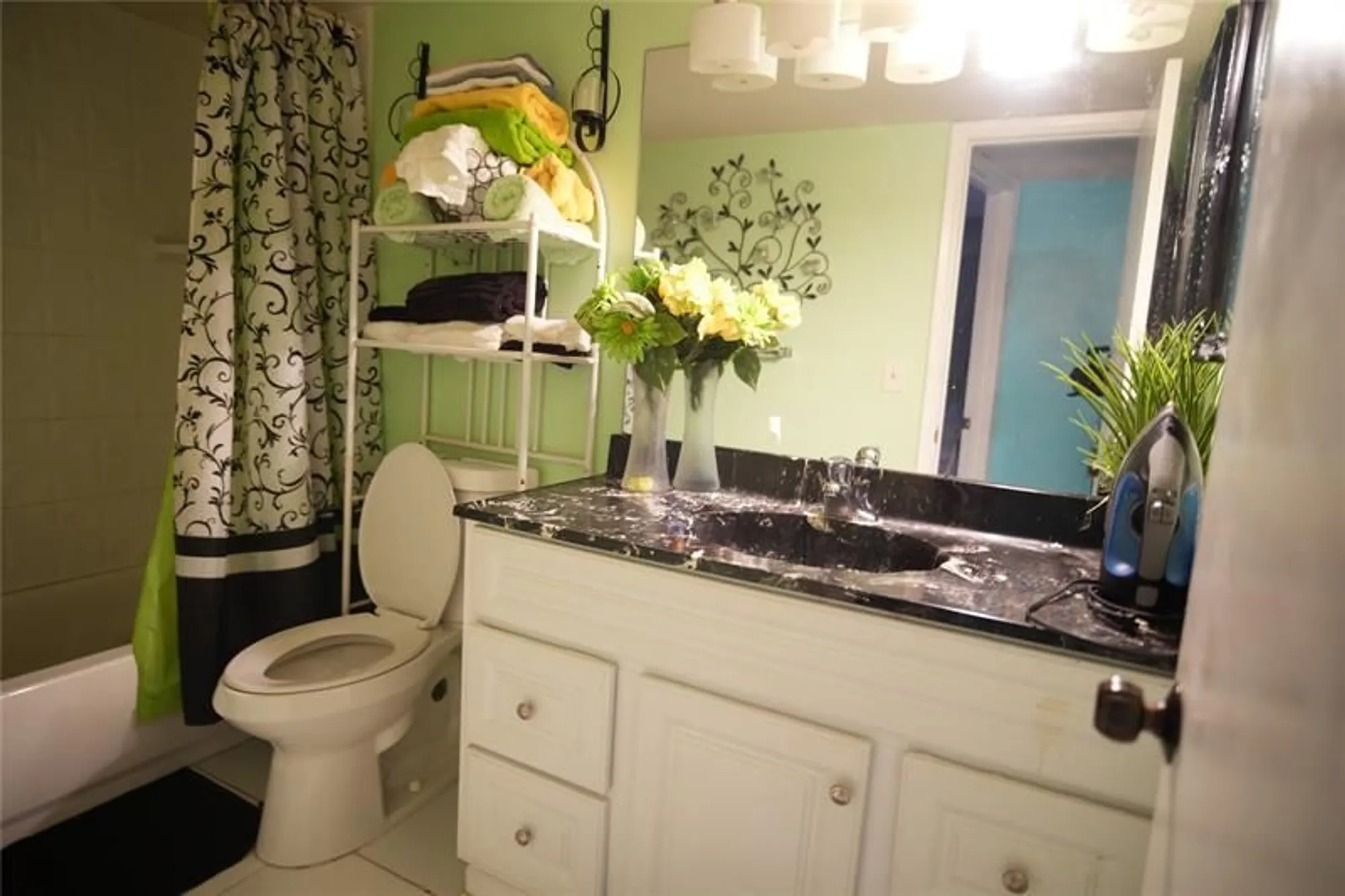 Property Slideshow image 16 of 28 | 3774 inverrary blvd apt 101p, Lauderhill, FL, 33319