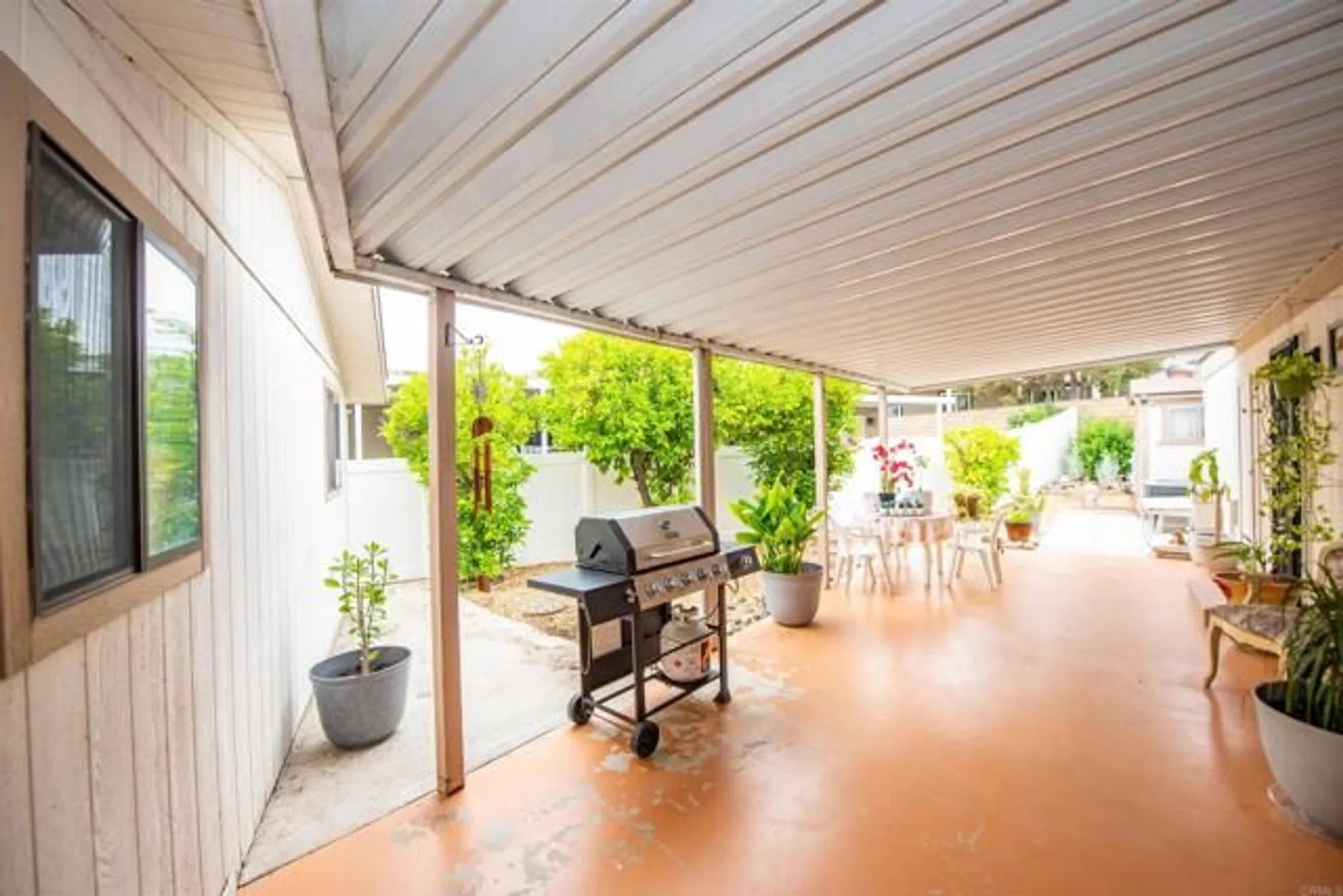 Property Slideshow image 33 of 67 | 38210 via taffia, Murrieta, CA, 92563