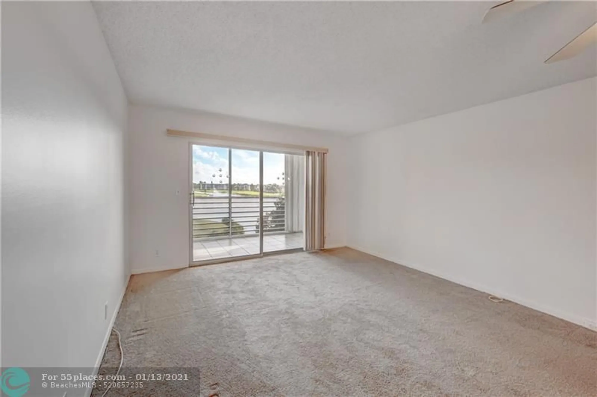 Property Slideshow image 10 of 30 | 3205 portofino pt b4, Coconut Creek, FL, 33066
