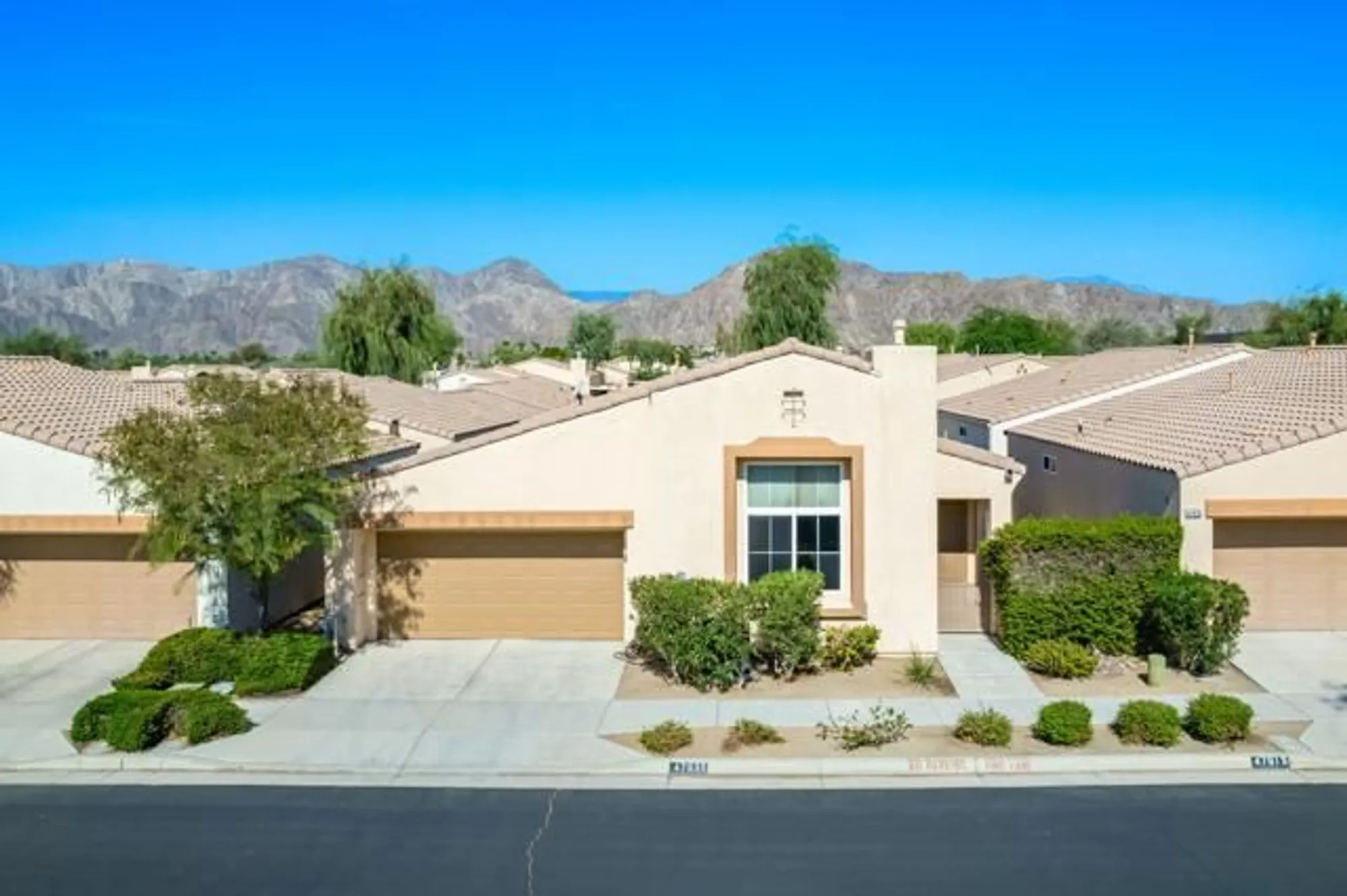 Property Slideshow image 1 of 30 | 47635 soft moonlight, La Quinta, CA, 92253