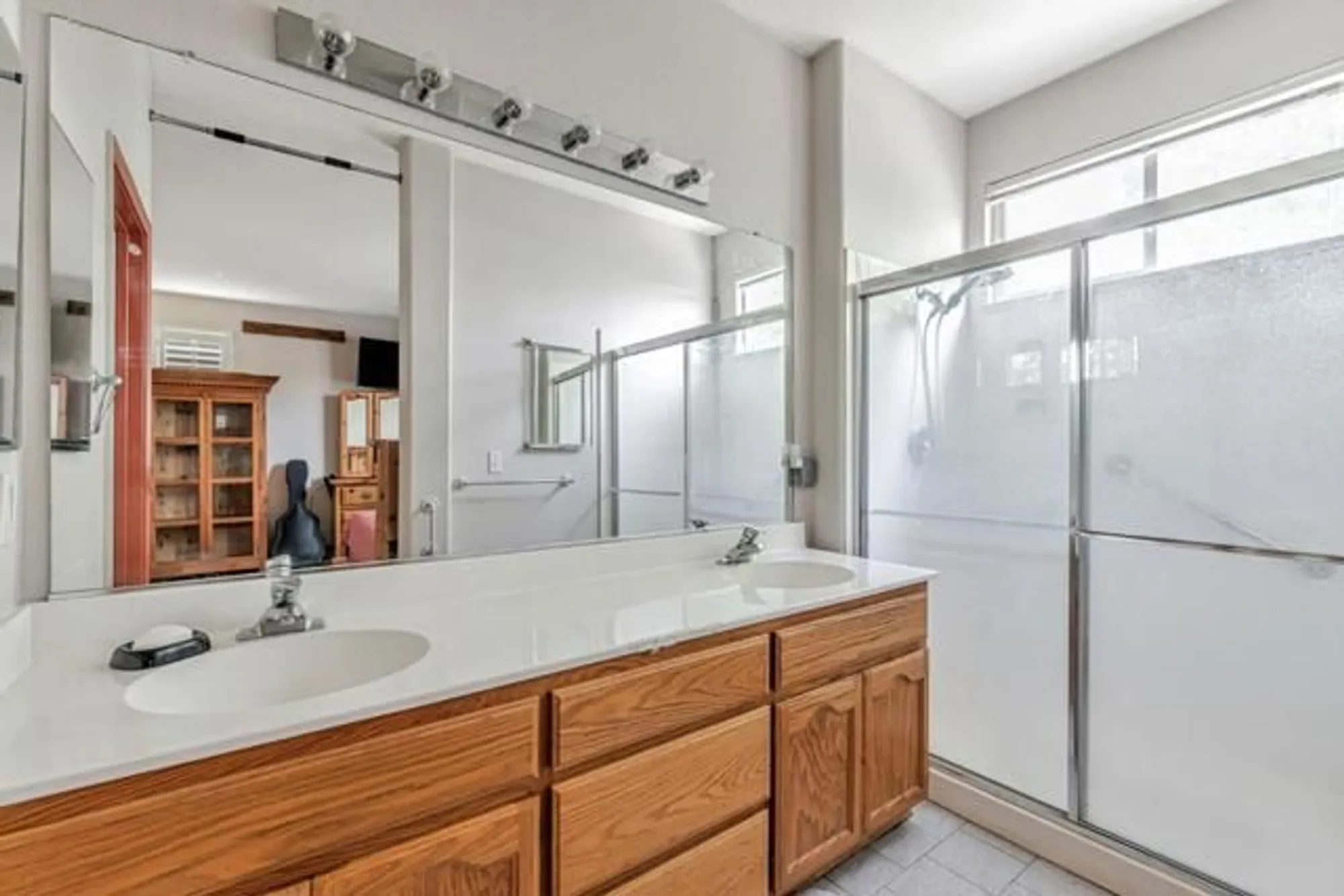 Property Slideshow image 20 of 34 | 782 oakhill way, Rio Vista, CA, 94571