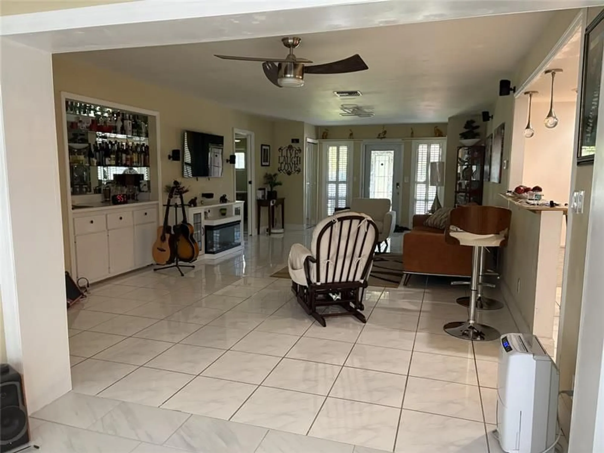 Property Slideshow image 6 of 31 | 2368 sw 17th dr, Deerfield Beach, FL, 33442