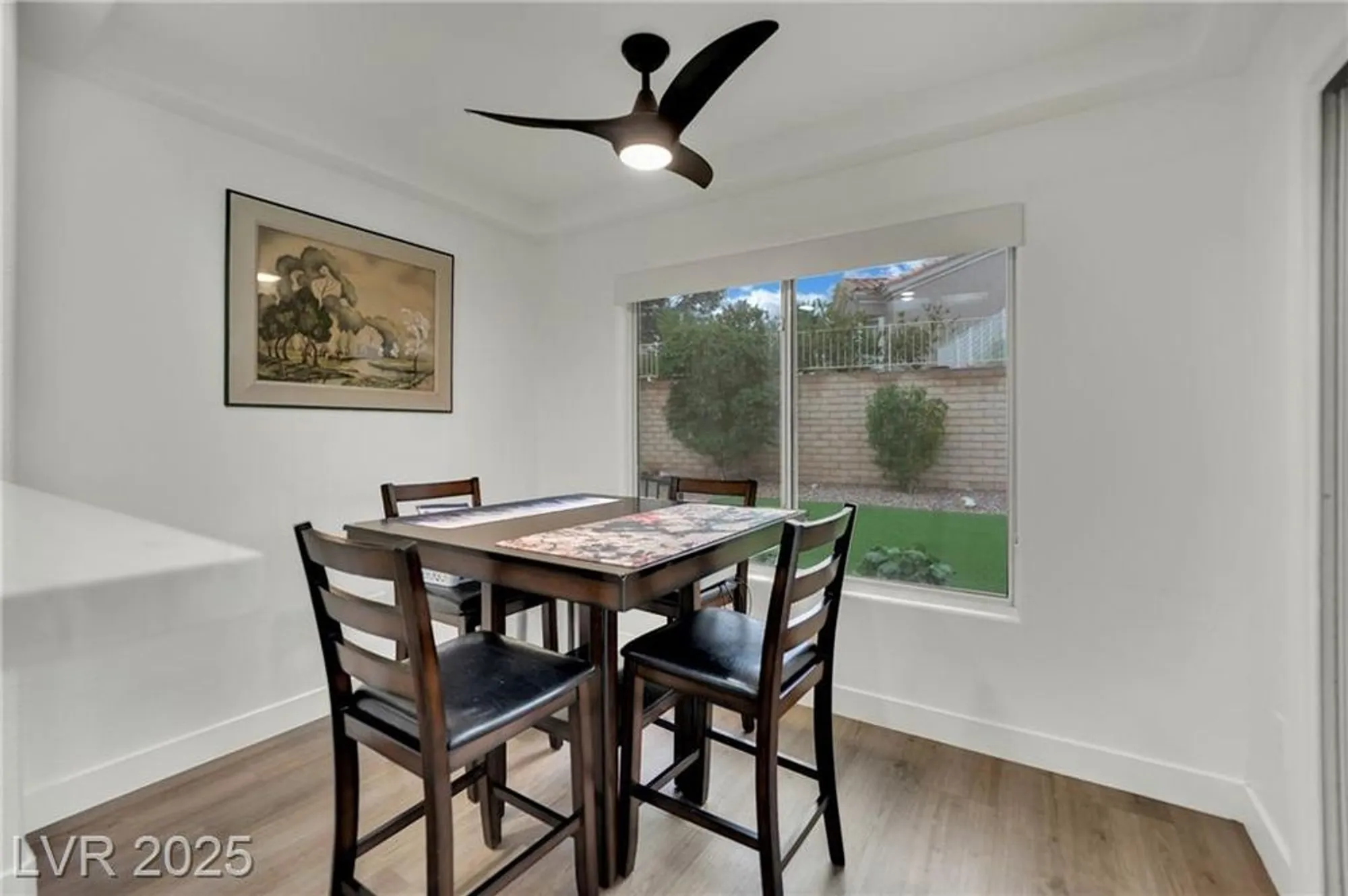 Property Slideshow image 13 of 28 | 2409 indigo valley st, Las Vegas, NV, 89134