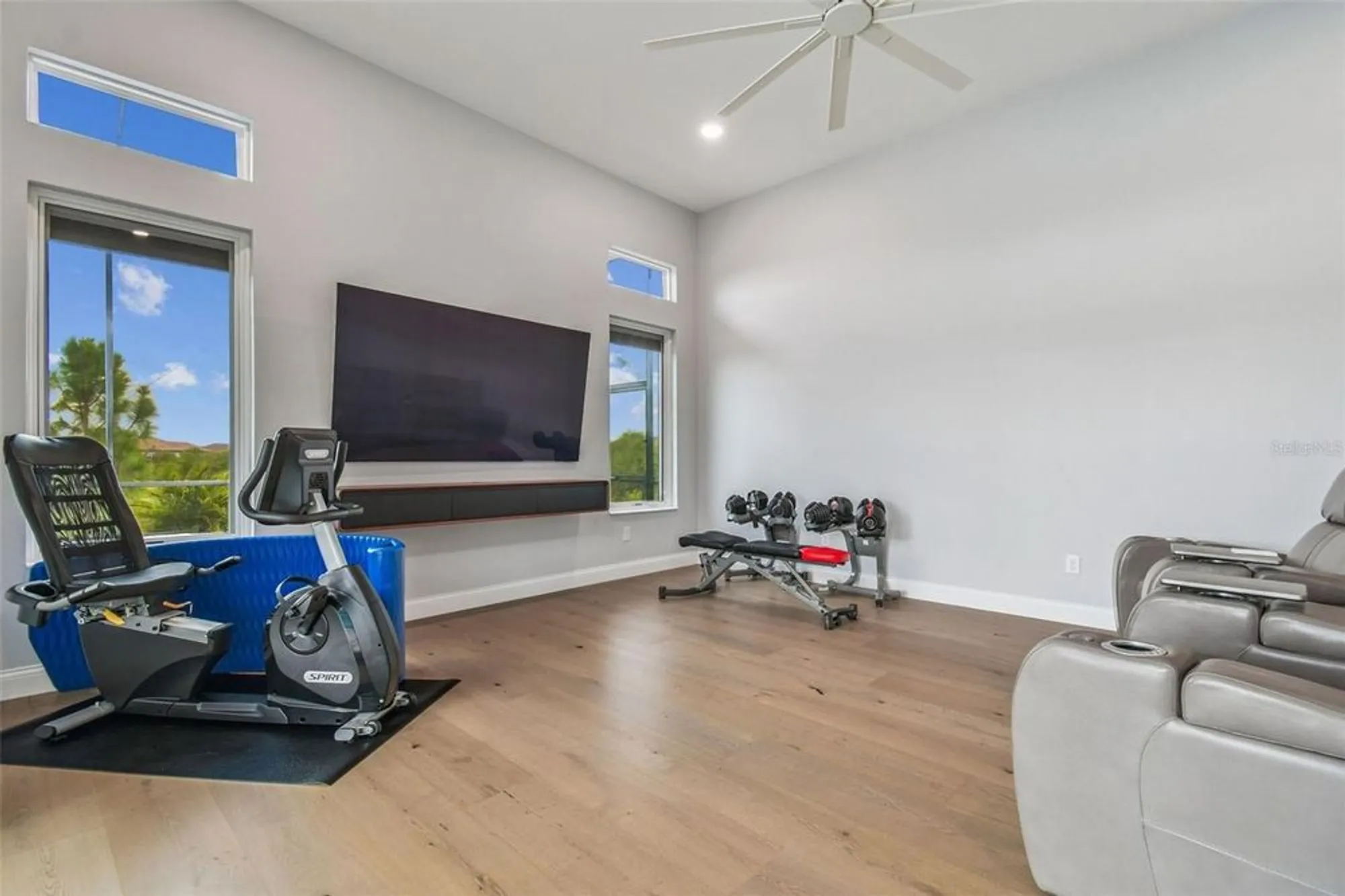 Property Slideshow image 31 of 100 | 29171 ginnetto dr, Wesley Chapel, FL, 33543