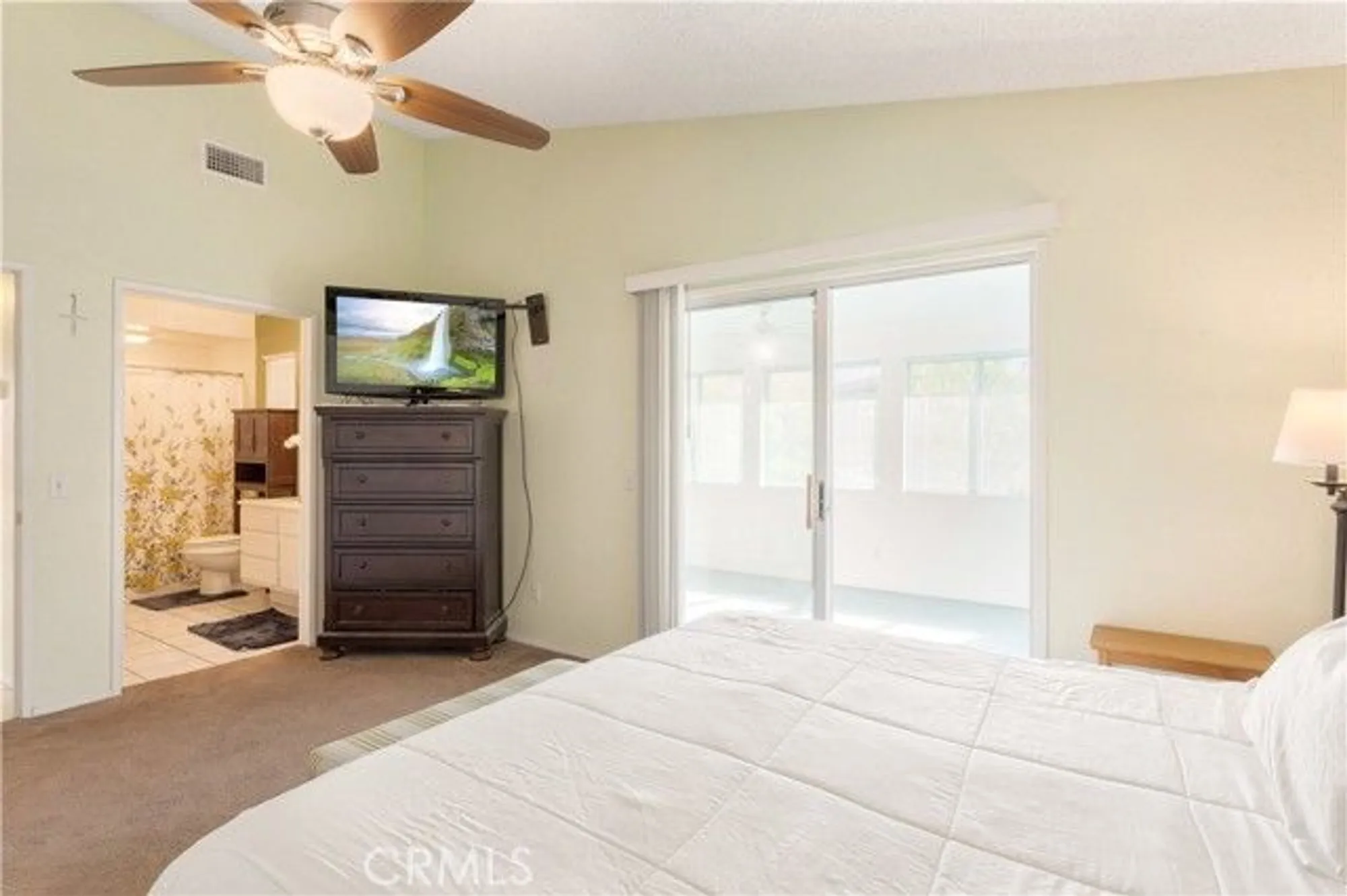 Property Slideshow image 12 of 32 | 10676 cherry hills dr, Cherry Valley, CA, 92223