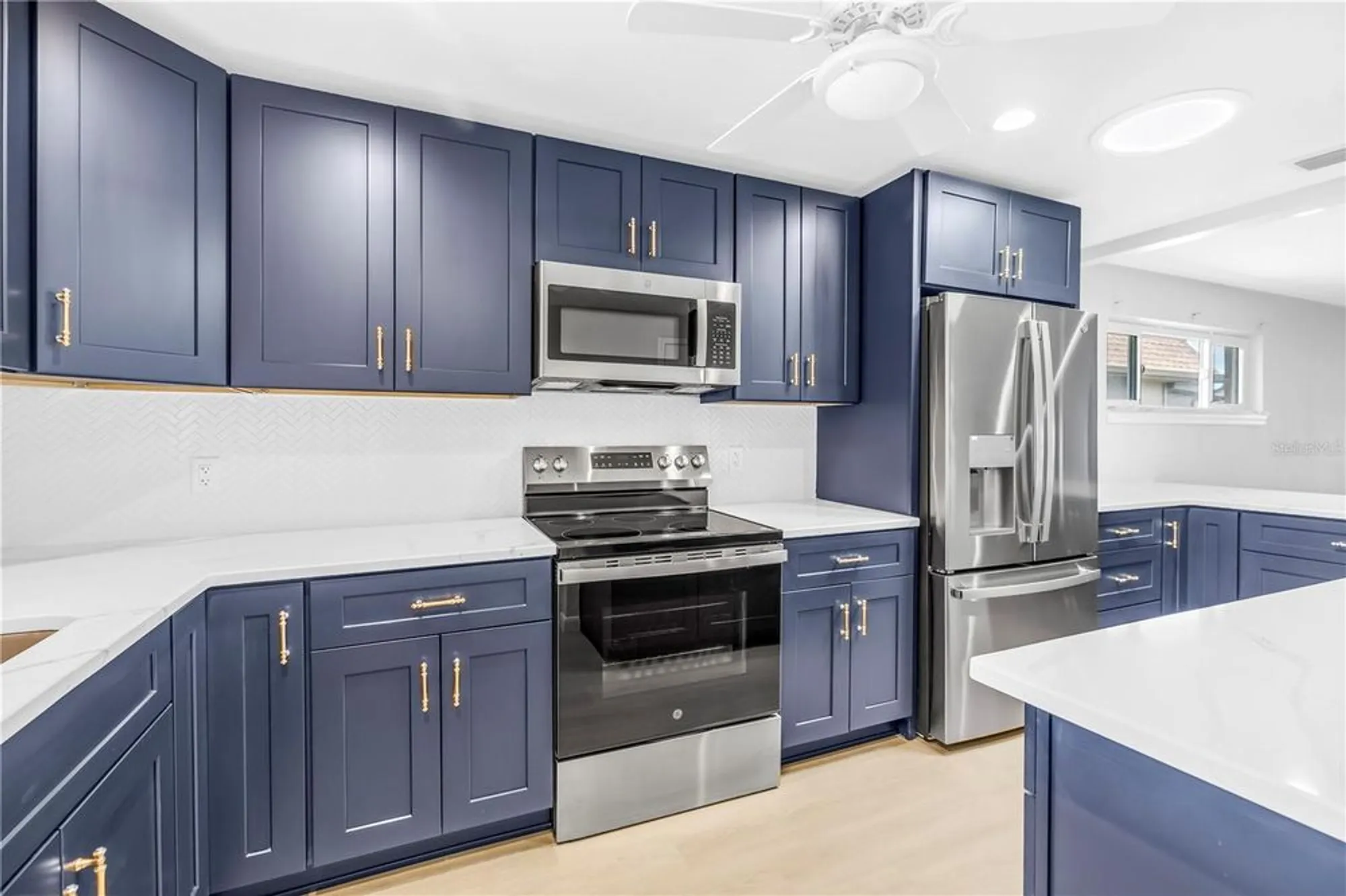 Property Slideshow image 13 of 97 | 433 boca ciega point blvd s # 1012, St Petersburg, FL, 33708