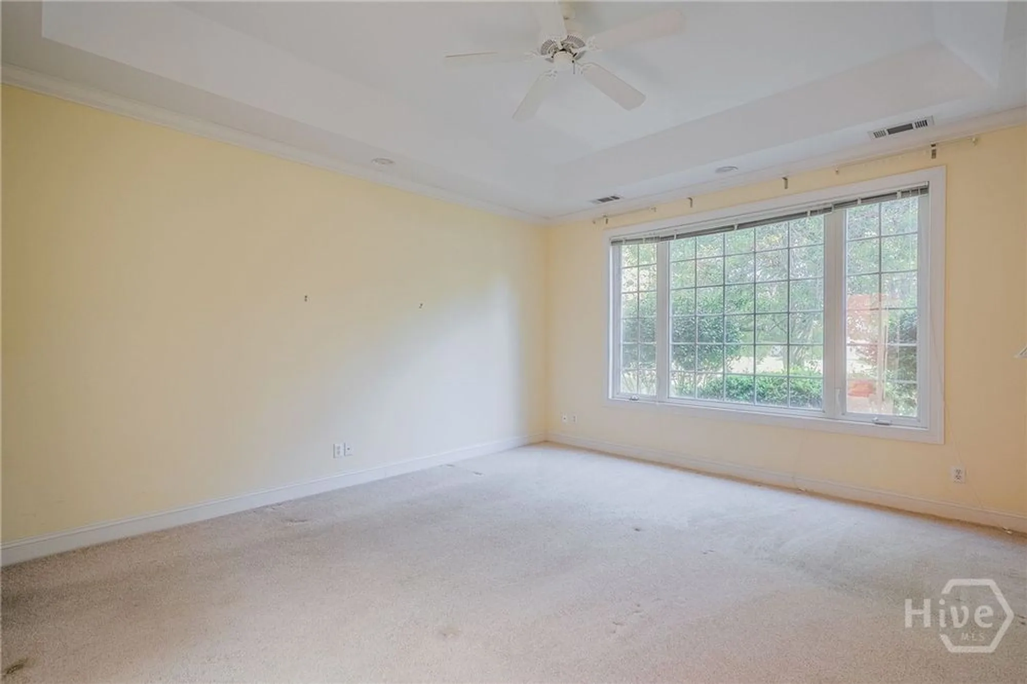 Property Slideshow image 10 of 26 | 1 breakfast ct, Savannah, GA, 31411