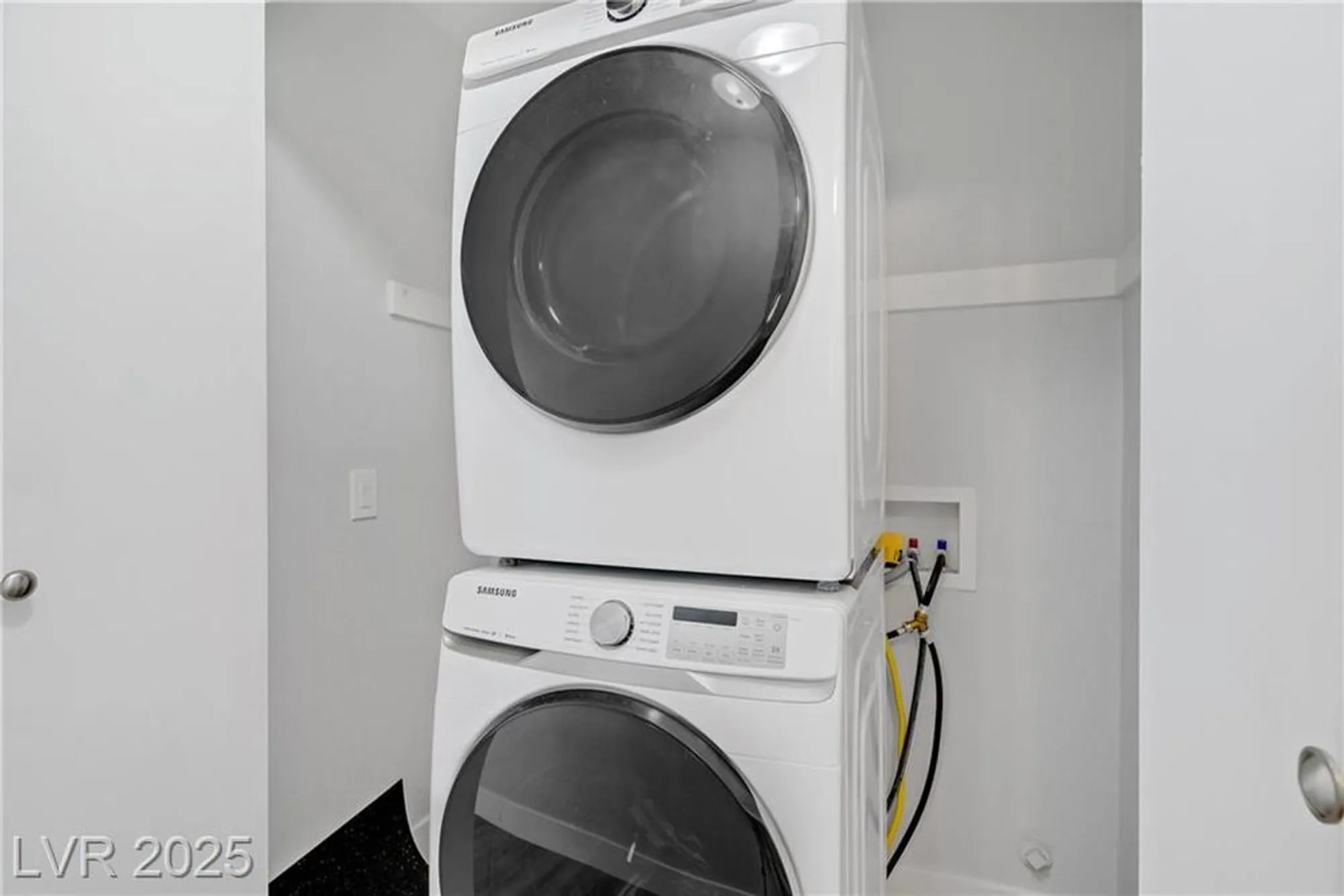 Property Slideshow image 25 of 30 | 5129 midnight oil dr, Las Vegas, NV, 89122