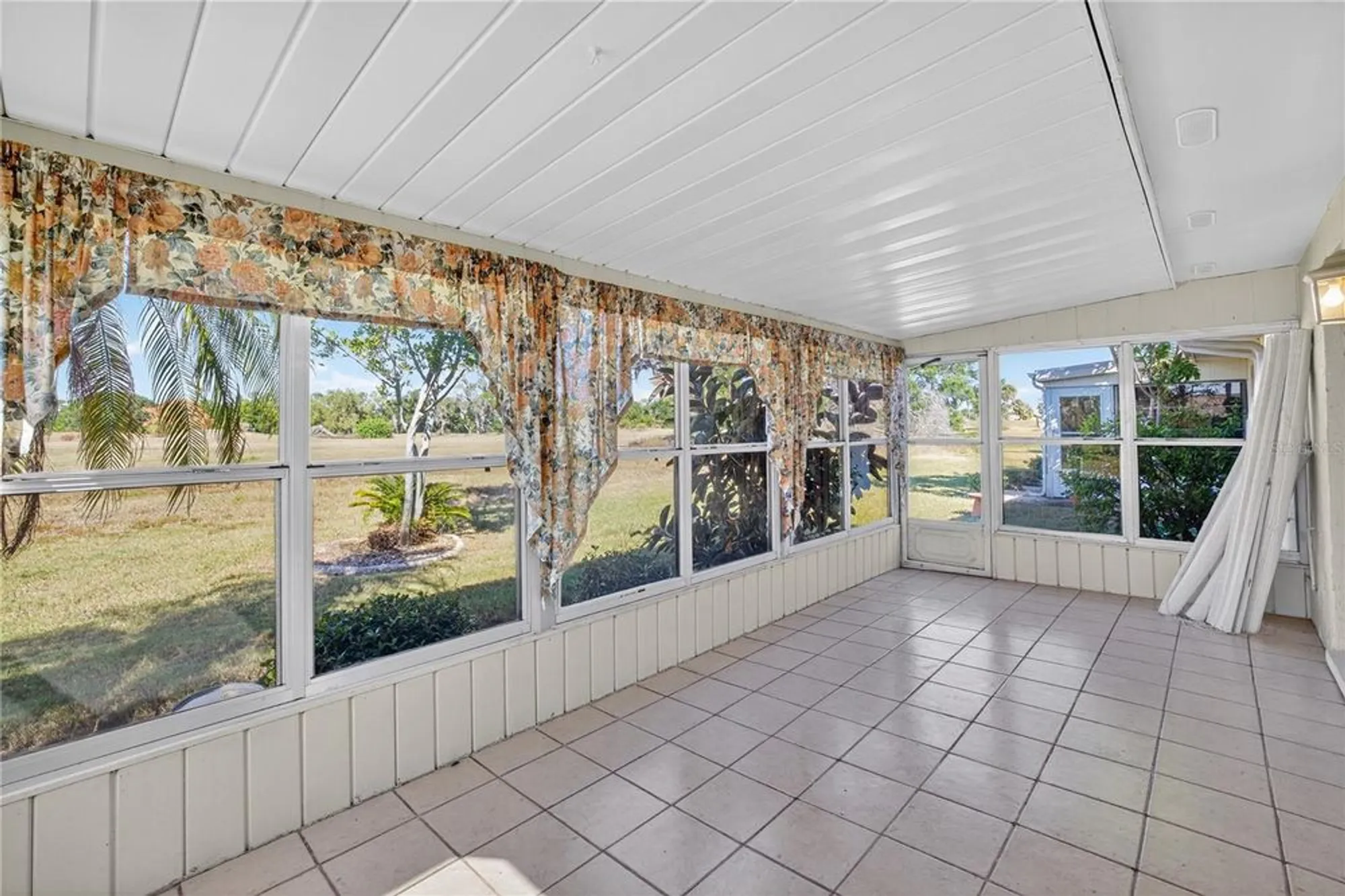 Property Slideshow image 27 of 30 | 1207 eastloch ct, Sun City Center, FL, 33573