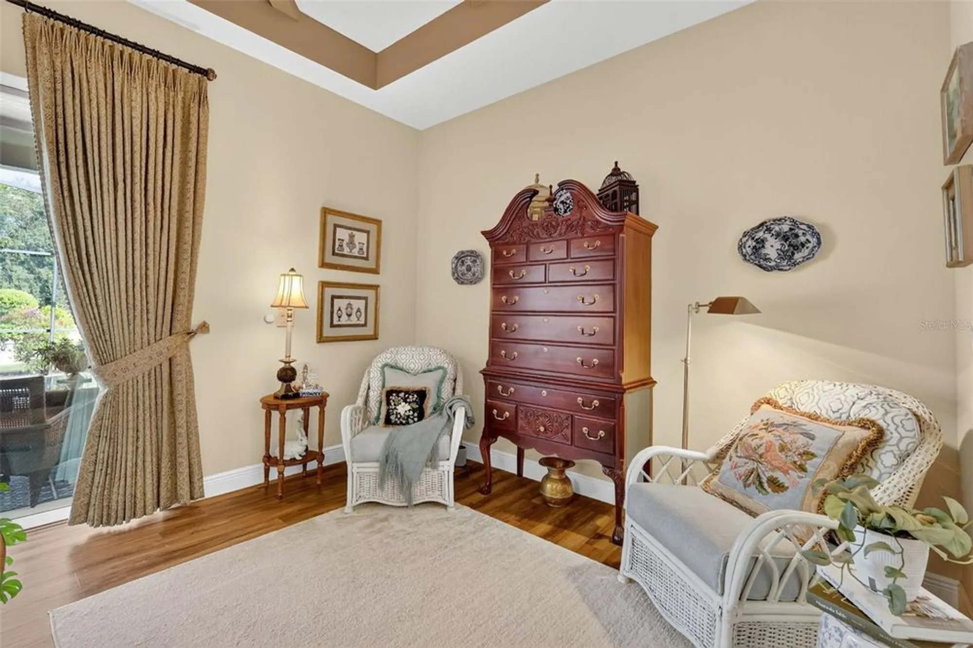 Property Slideshow image 18 of 73 | 8464 bridgeport bay cir, Mount Dora, FL, 32757