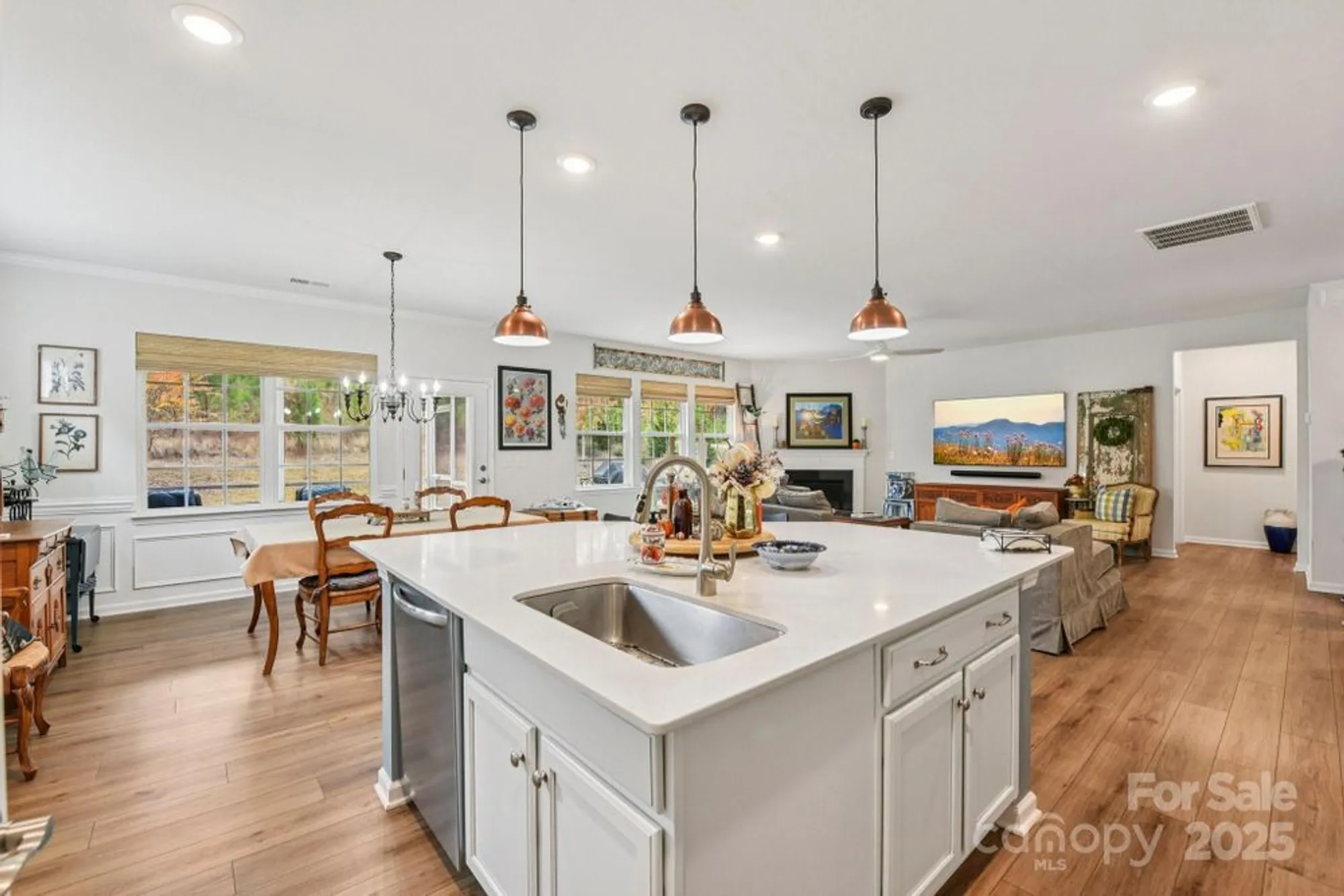 Property Slideshow image 10 of 39 | 1328 dali blvd, Mount Holly, NC, 28120