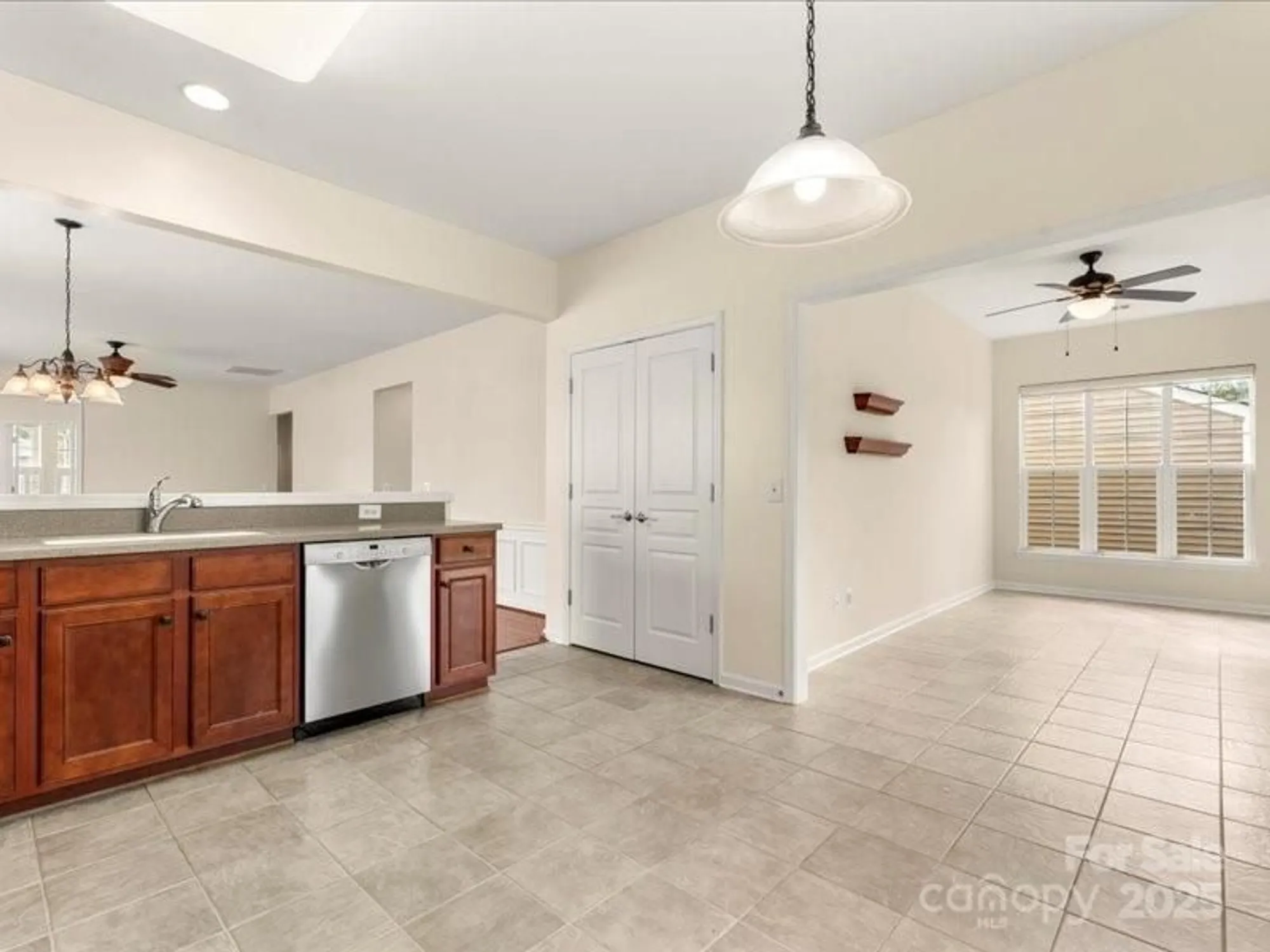 Property Slideshow image 10 of 44 | 22156 e tern ct, Indian Land, SC, 29707