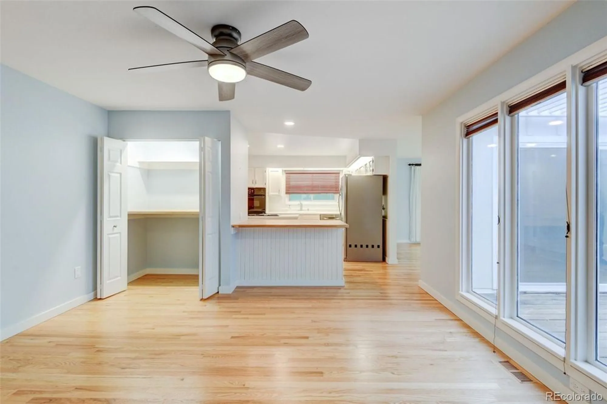 Property Slideshow image 17 of 39 | 20 scott dr, Broomfield, CO, 80020