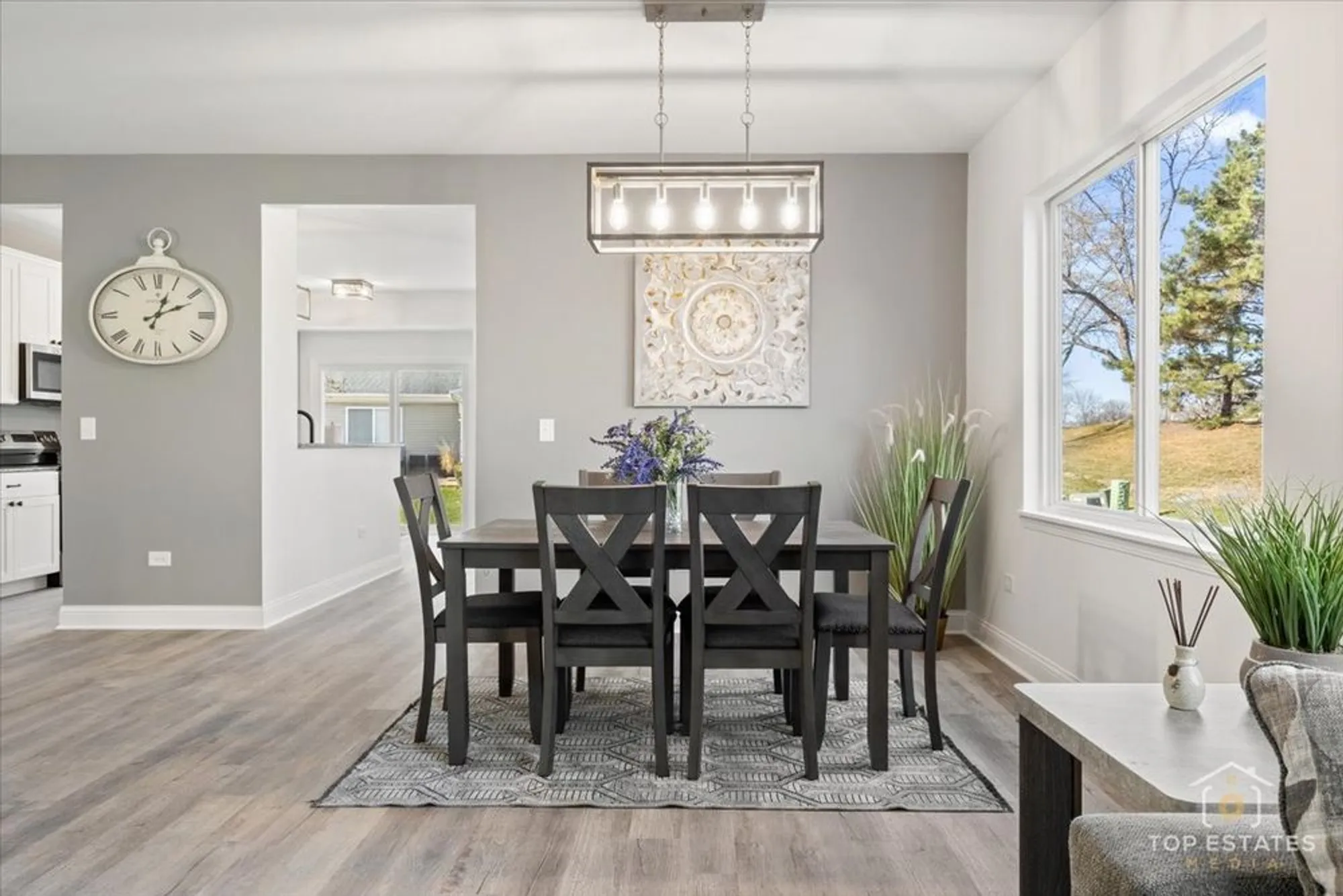 Property Slideshow image 6 of 28 | 13705 s redbud dr, Plainfield, IL, 60544