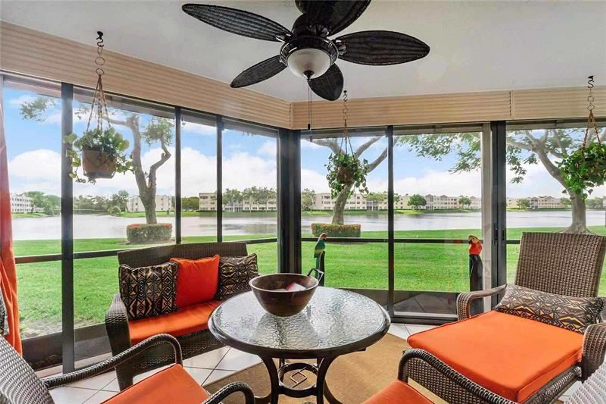 Property Slideshow image 26 of 37 | 7219 fairfax dr 110, Tamarac, FL, 33321