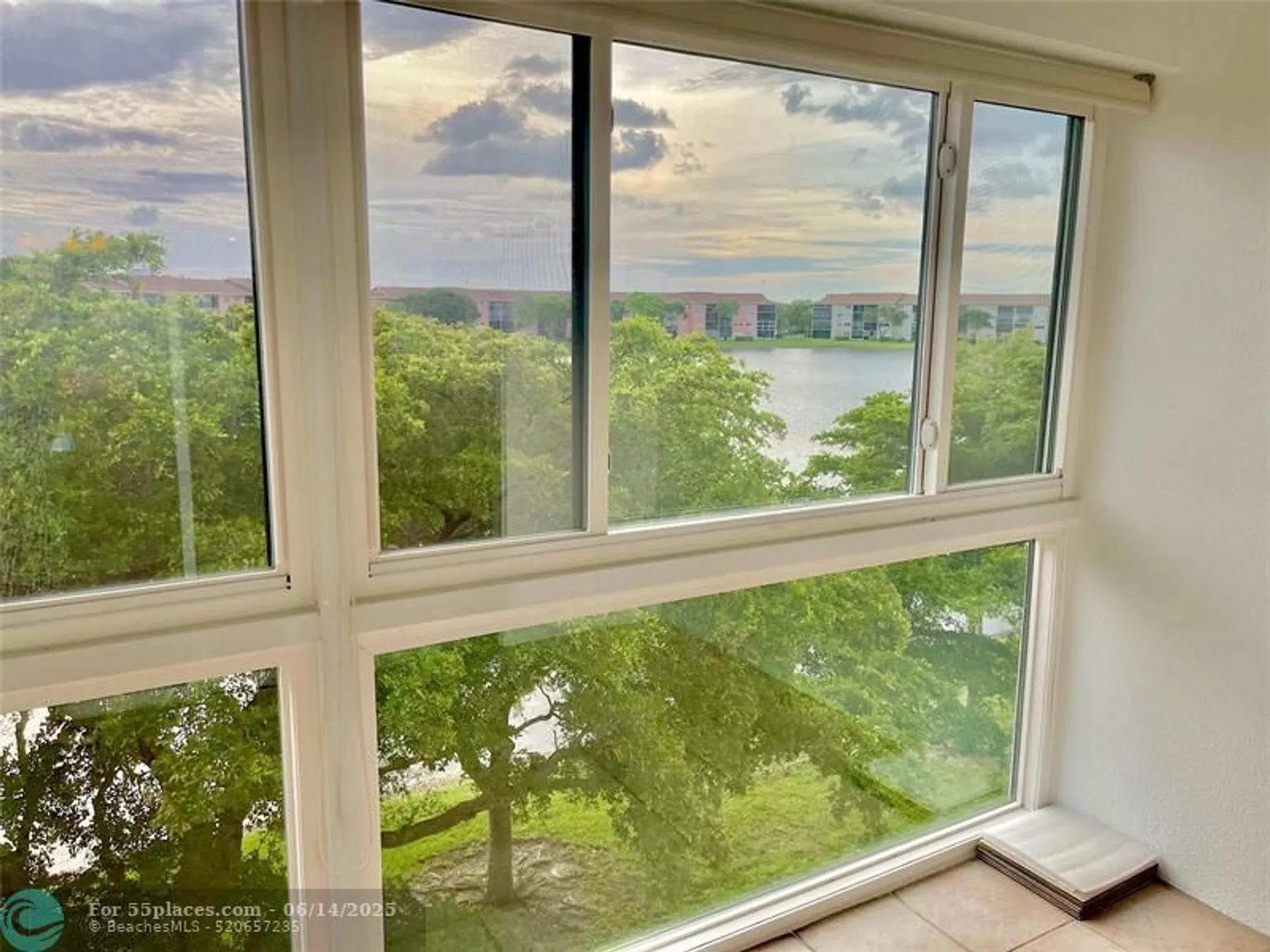 Property Slideshow image 34 of 62 | 750 sw 138th ave apt 403f, Pembroke Pines, FL, 33027