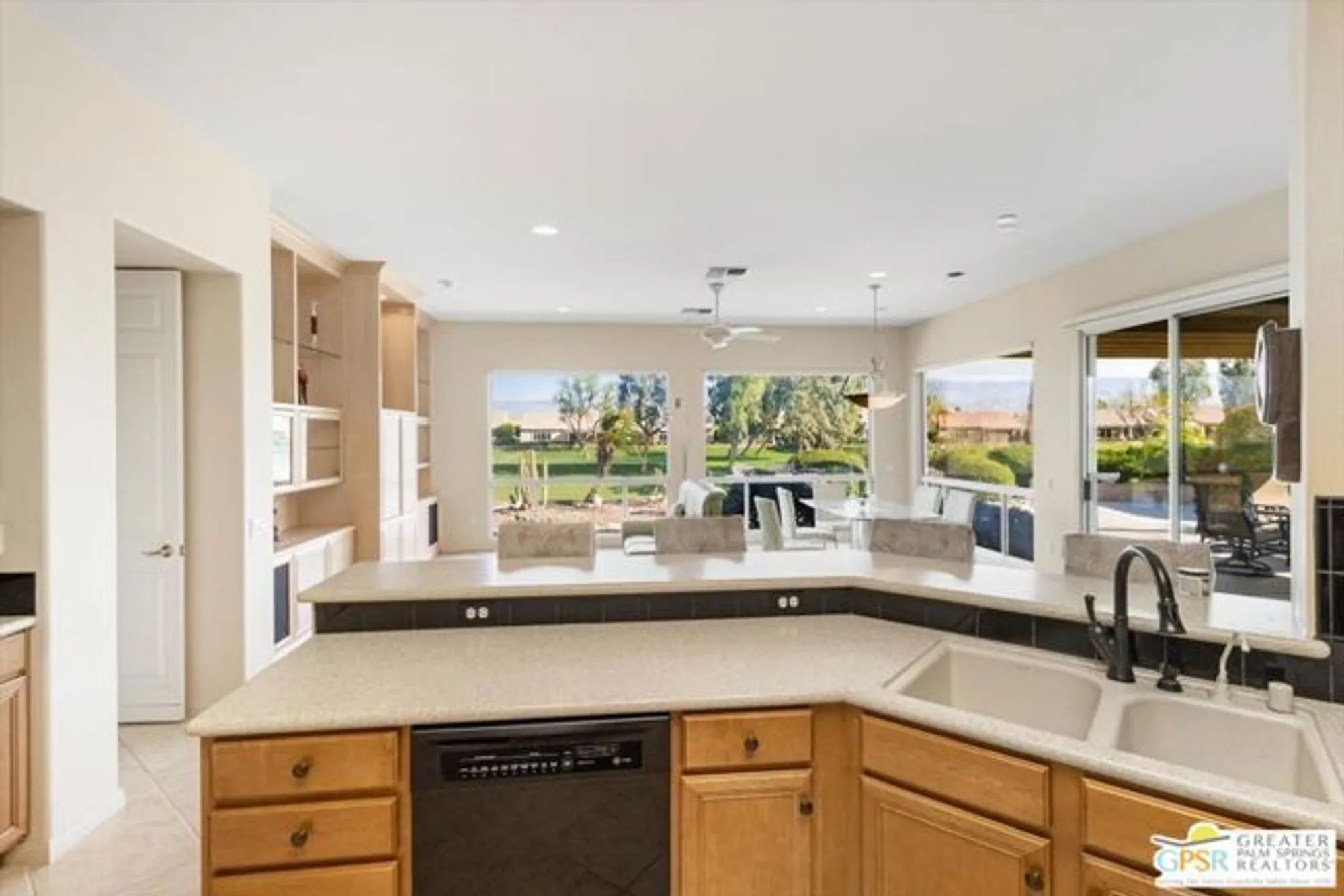 Property Slideshow image 21 of 56 | 39262 gainsborough cir, Palm Desert, CA, 92211
