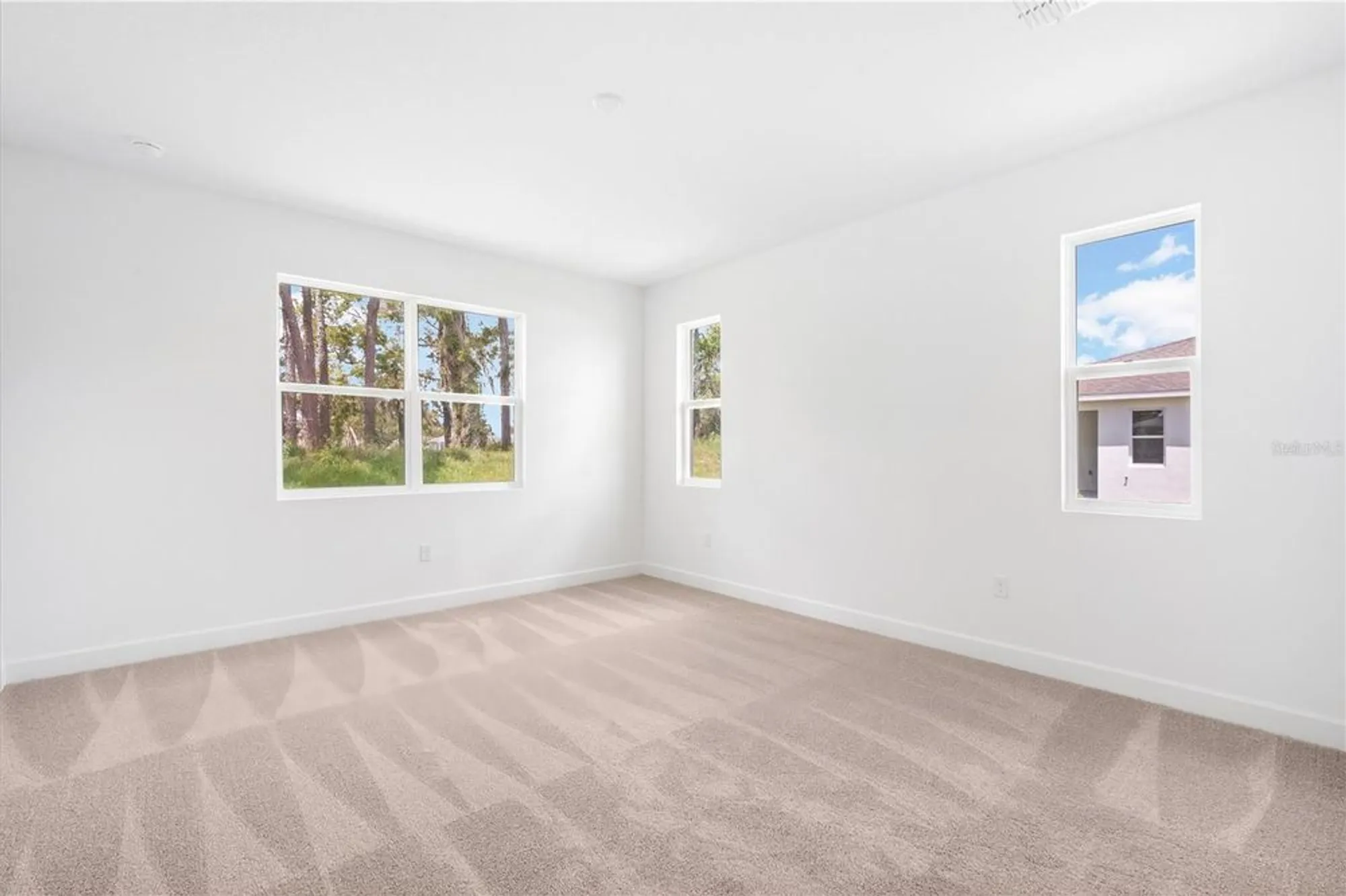 Property Slideshow image 20 of 31 | 9109 players dr, Weeki Wachee, FL, 34613