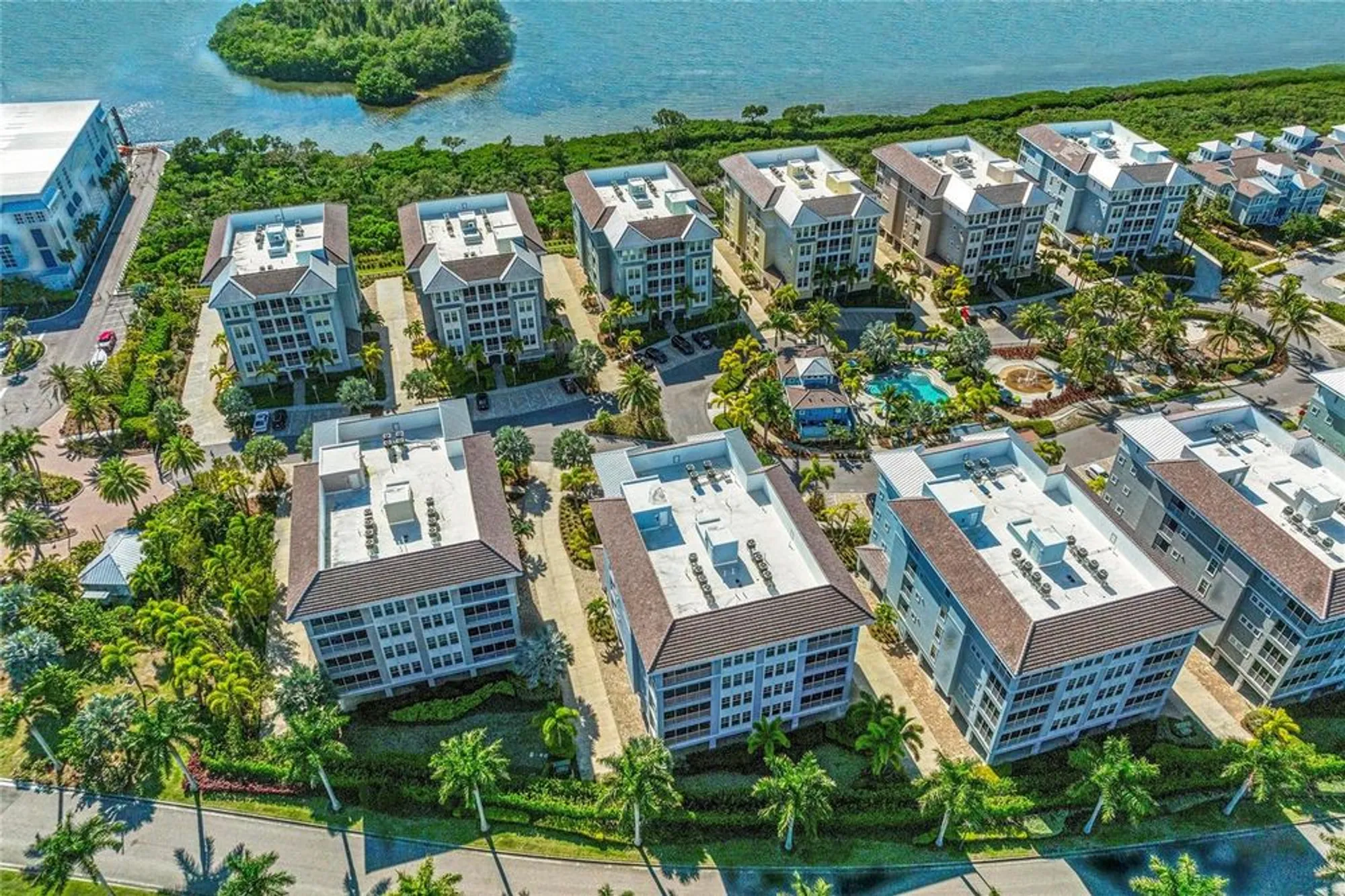 Property Slideshow image 2 of 100 | 391 aruba cir unit 101, Bradenton, FL, 34209