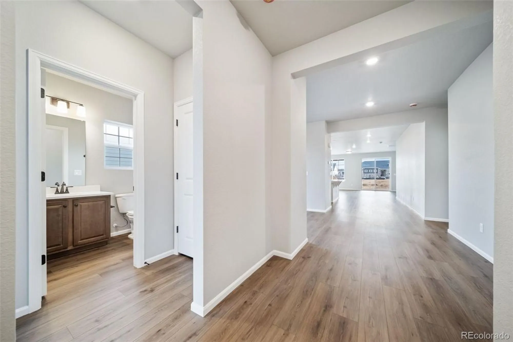 Property Slideshow image 13 of 26 | 22304 e 49th pl, Aurora, CO, 80019