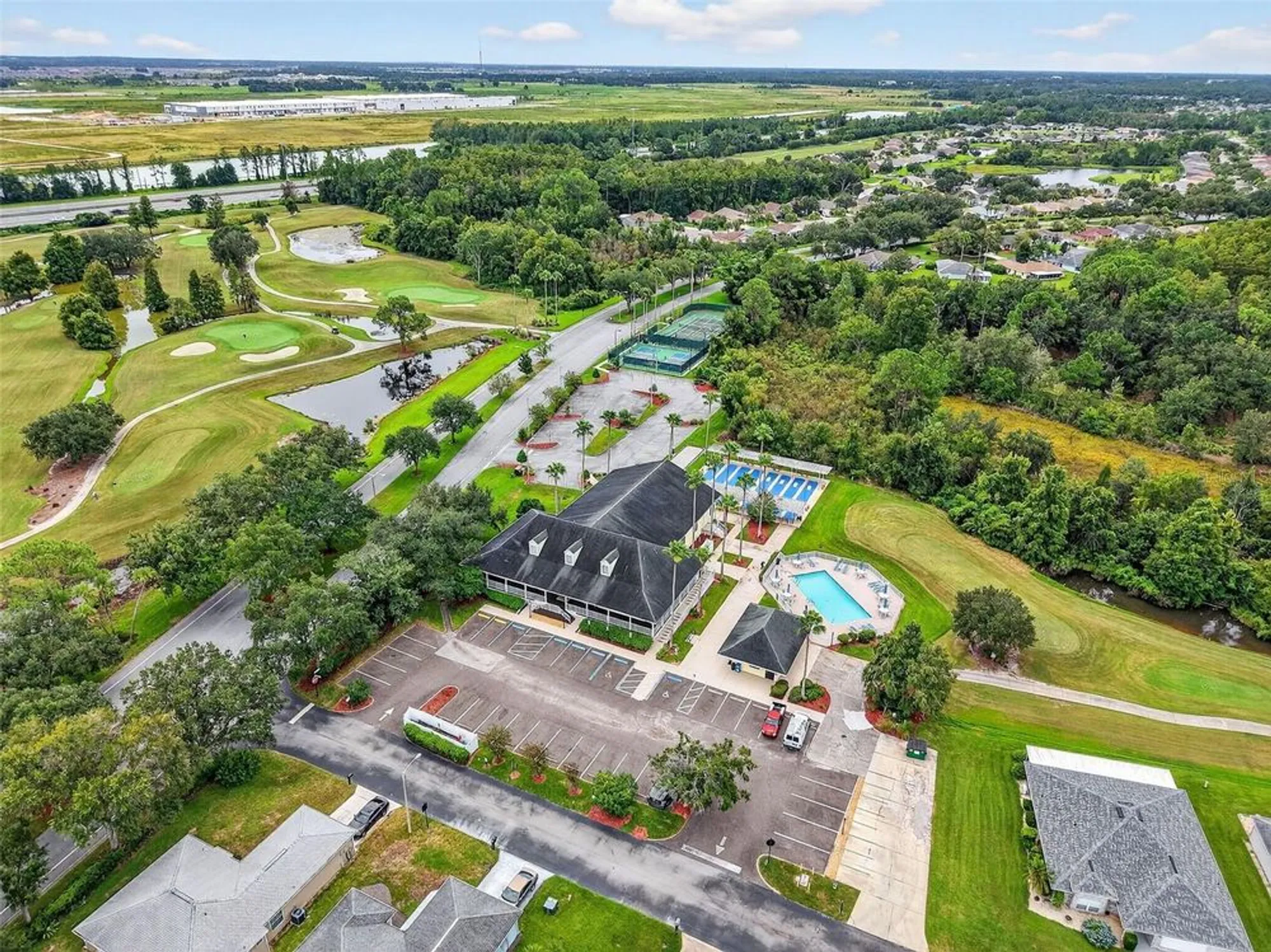 Property Slideshow image 8 of 55 | 29307 schinnecock hills ln, San Antonio, FL, 33576