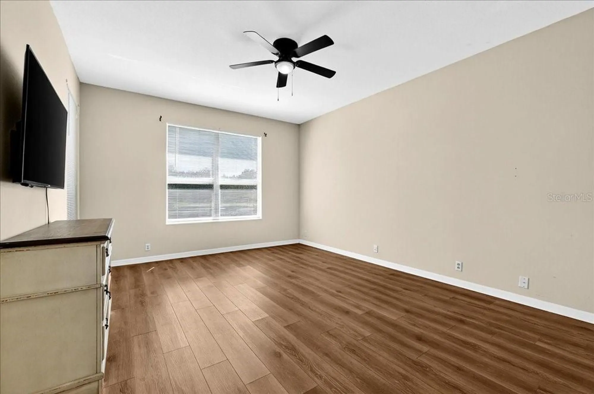 Property Slideshow image 15 of 50 | 4048 windchime ln, Lakeland, FL, 33811