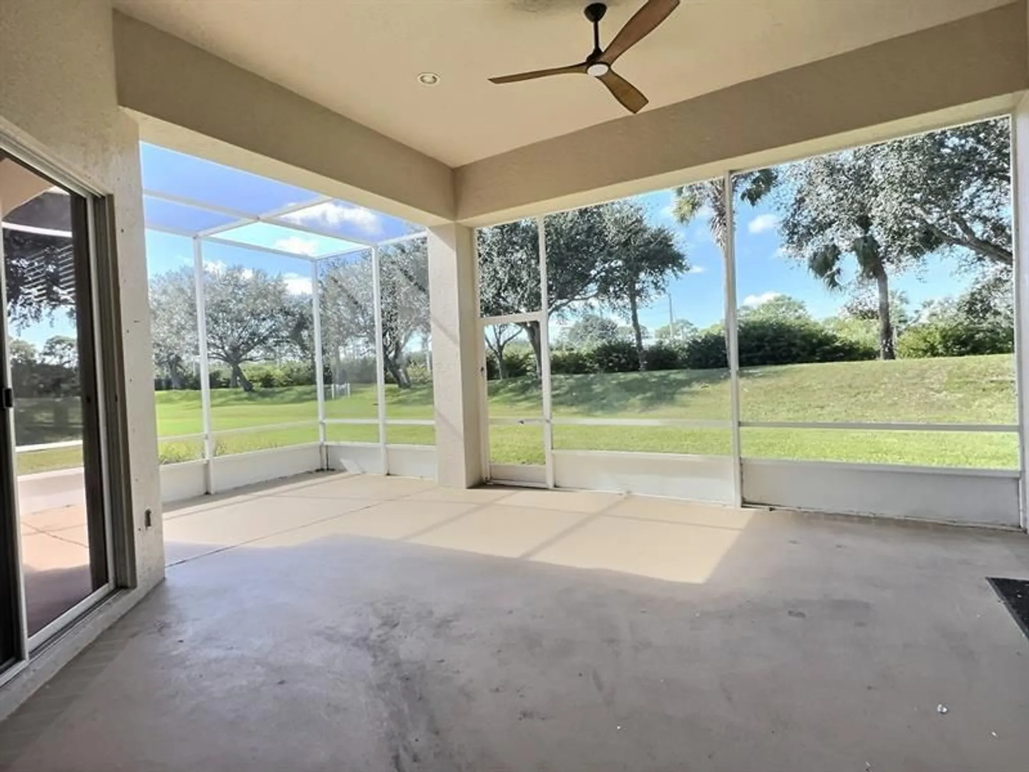 Property Slideshow image 33 of 46 | 655 sw long key ct, Port Saint Lucie, FL, 34986