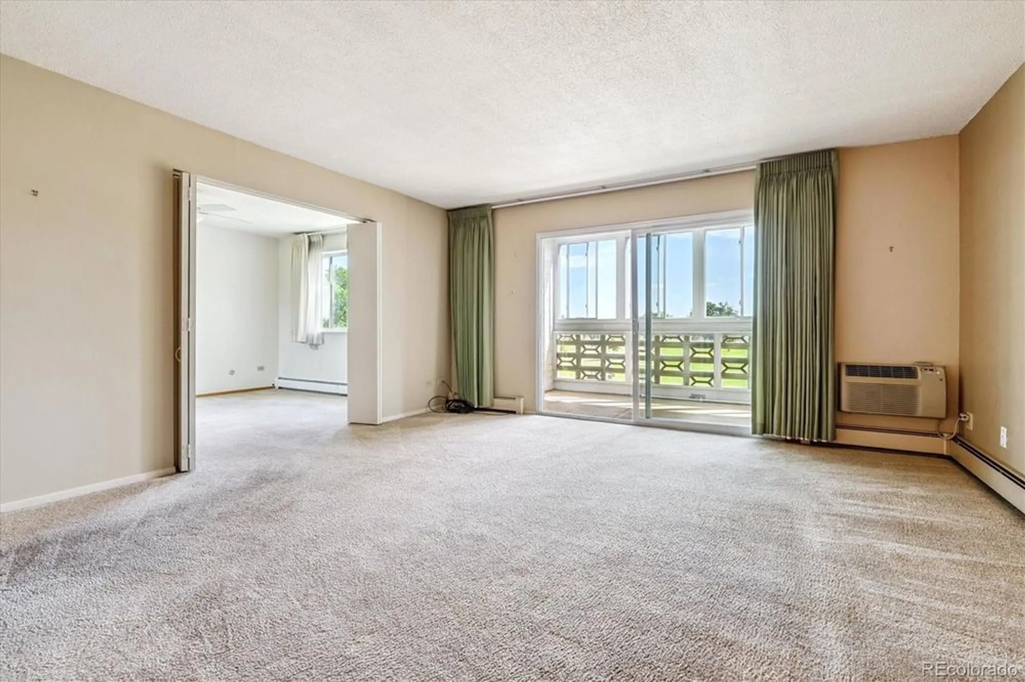 Property Slideshow image 5 of 50 | 9180 e center ave 4c, Denver, CO, 80247