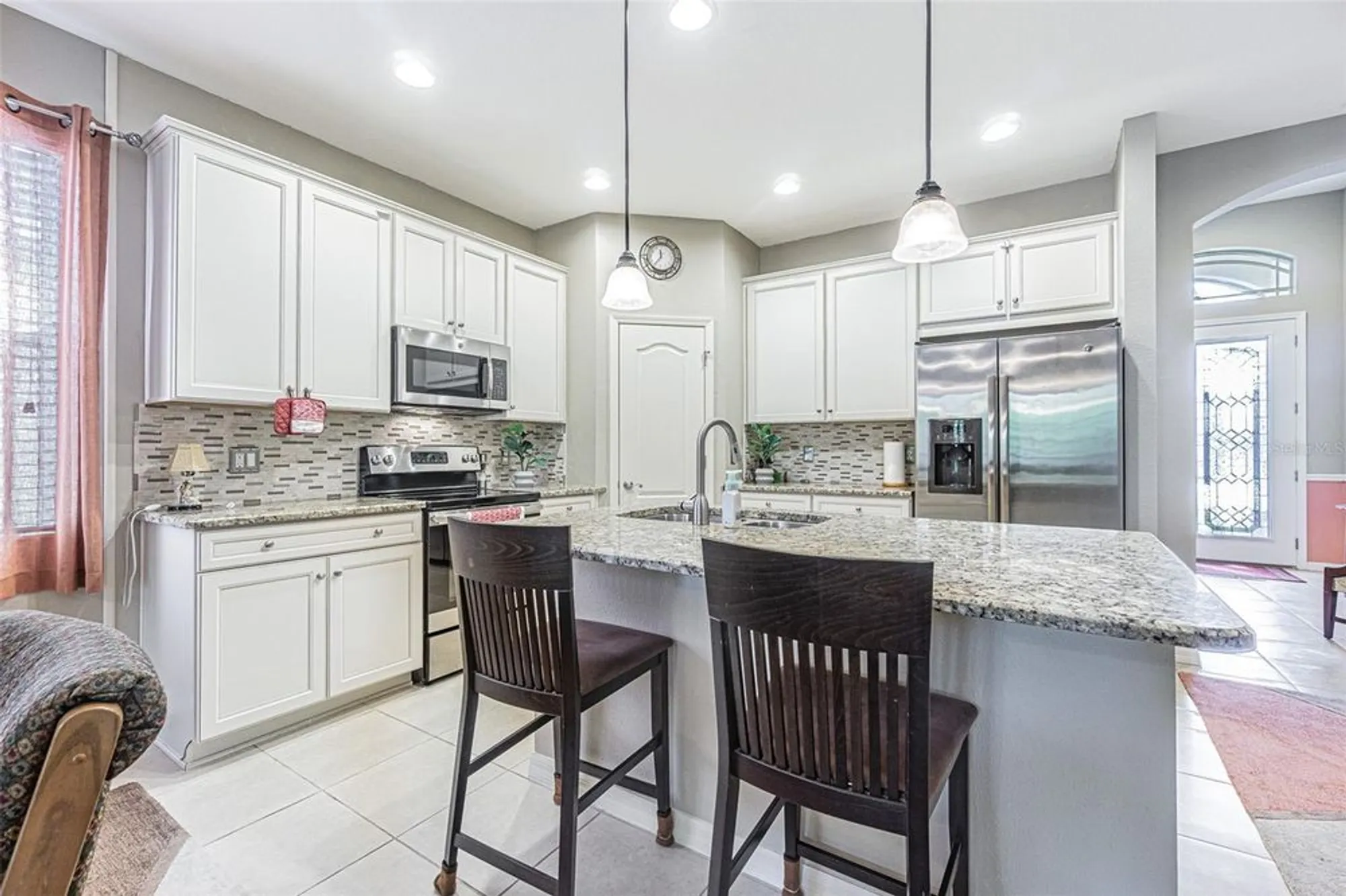 Property Slideshow image 4 of 31 | 29129 enniscrone dr, San Antonio, FL, 33576