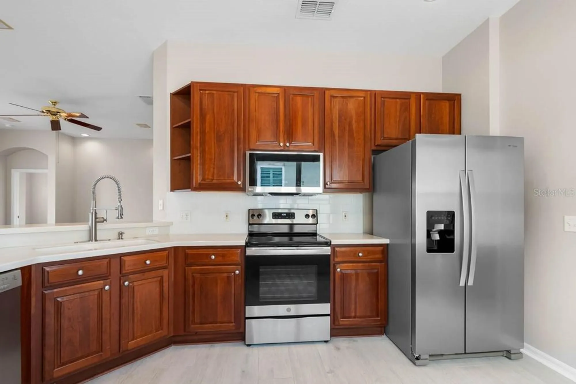 Property Slideshow image 11 of 52 | 1112 jasmine creek ct, Sun City Center, FL, 33573