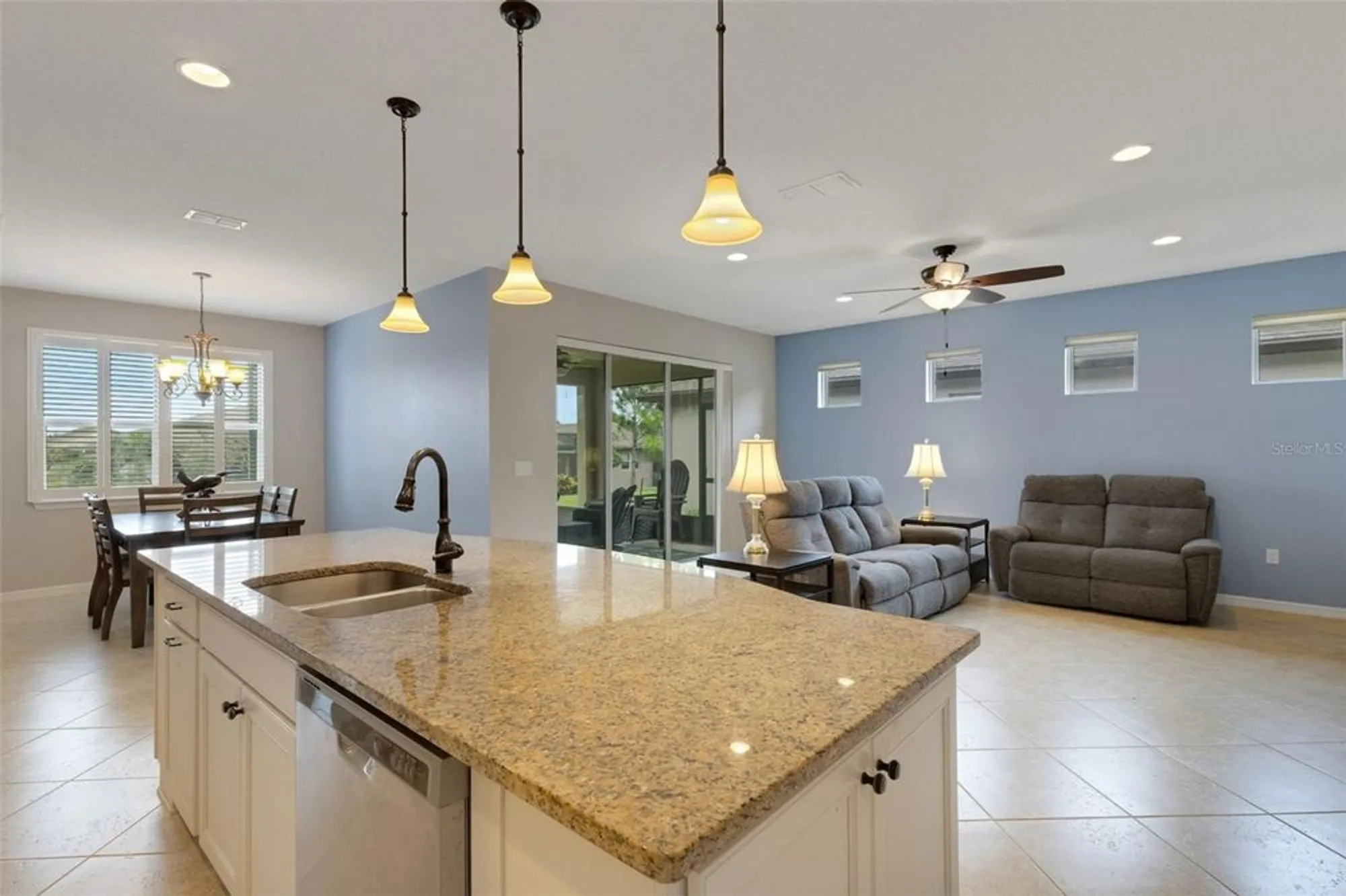 Property Slideshow image 12 of 70 | 613 cantabria dr, Davenport, FL, 33837