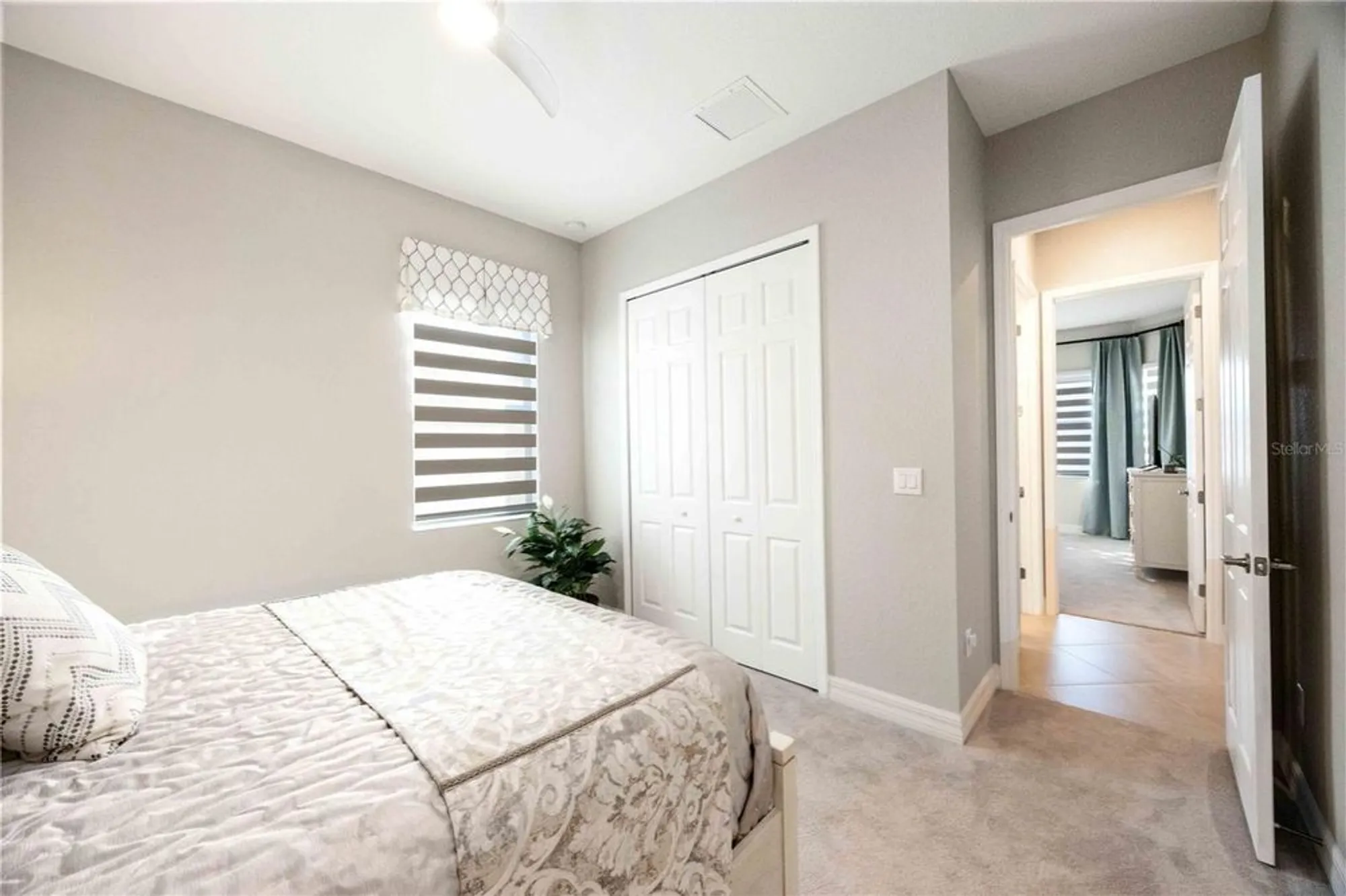 Property Slideshow image 23 of 100 | 25064 spartina dr, Venice, FL, 34293