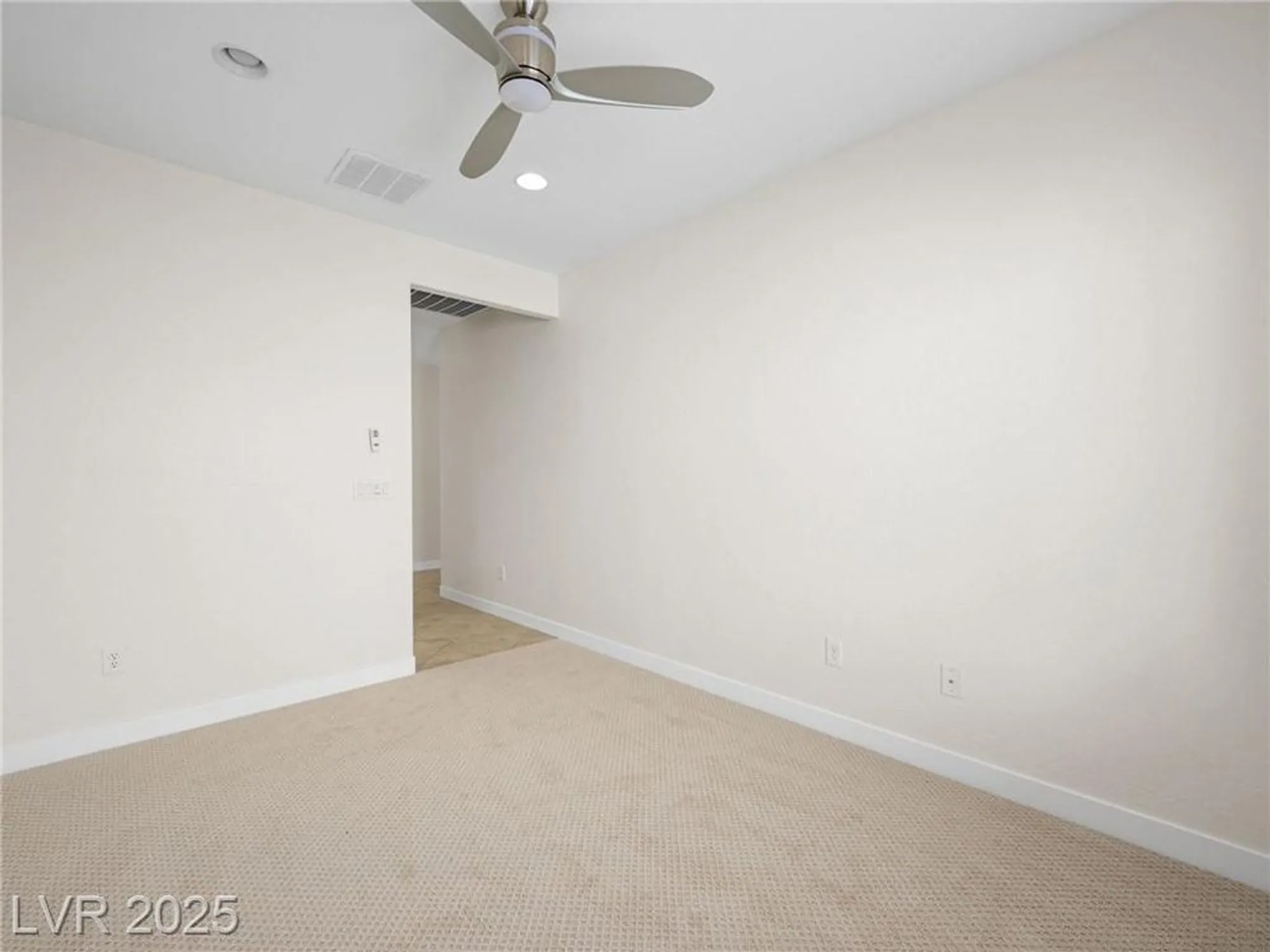Property Slideshow image 18 of 32 | 7757 coast jay st, North Las Vegas, NV, 89084