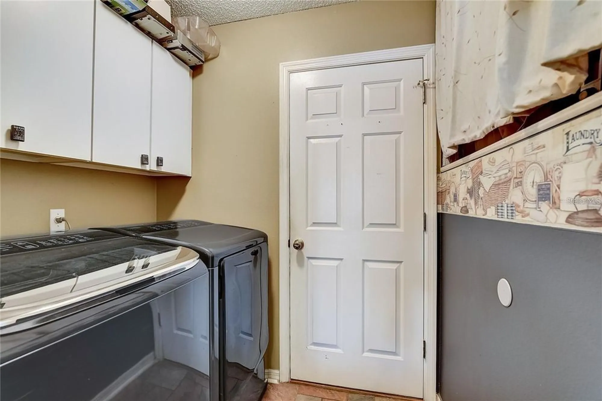 Property Slideshow image 26 of 43 | 25273 lost oak cir, Leesburg, FL, 34748