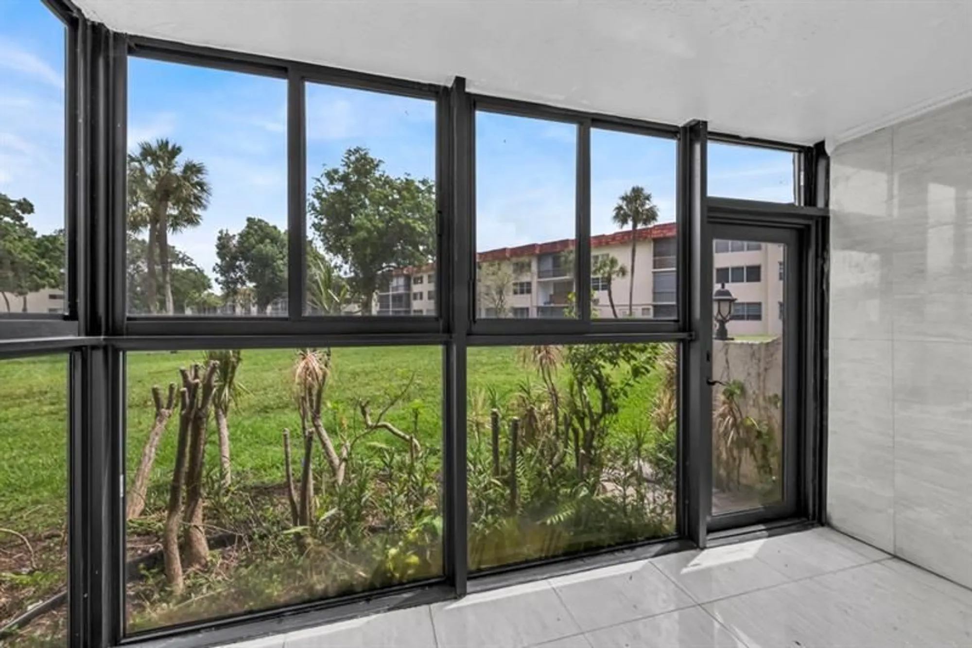 Property Slideshow image 36 of 50 | 8941 s hollybrook blvd apt 104, Pembroke Pines, FL, 33025