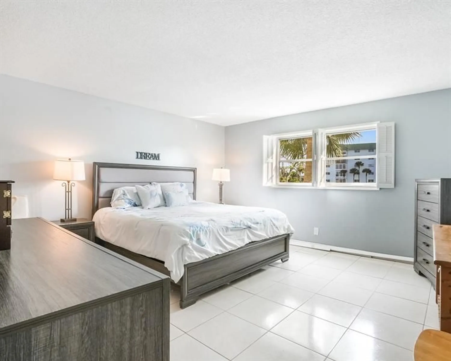 Property Slideshow image 16 of 22 | 4750 nw 22nd ct 204, Lauderhill, FL, 33313