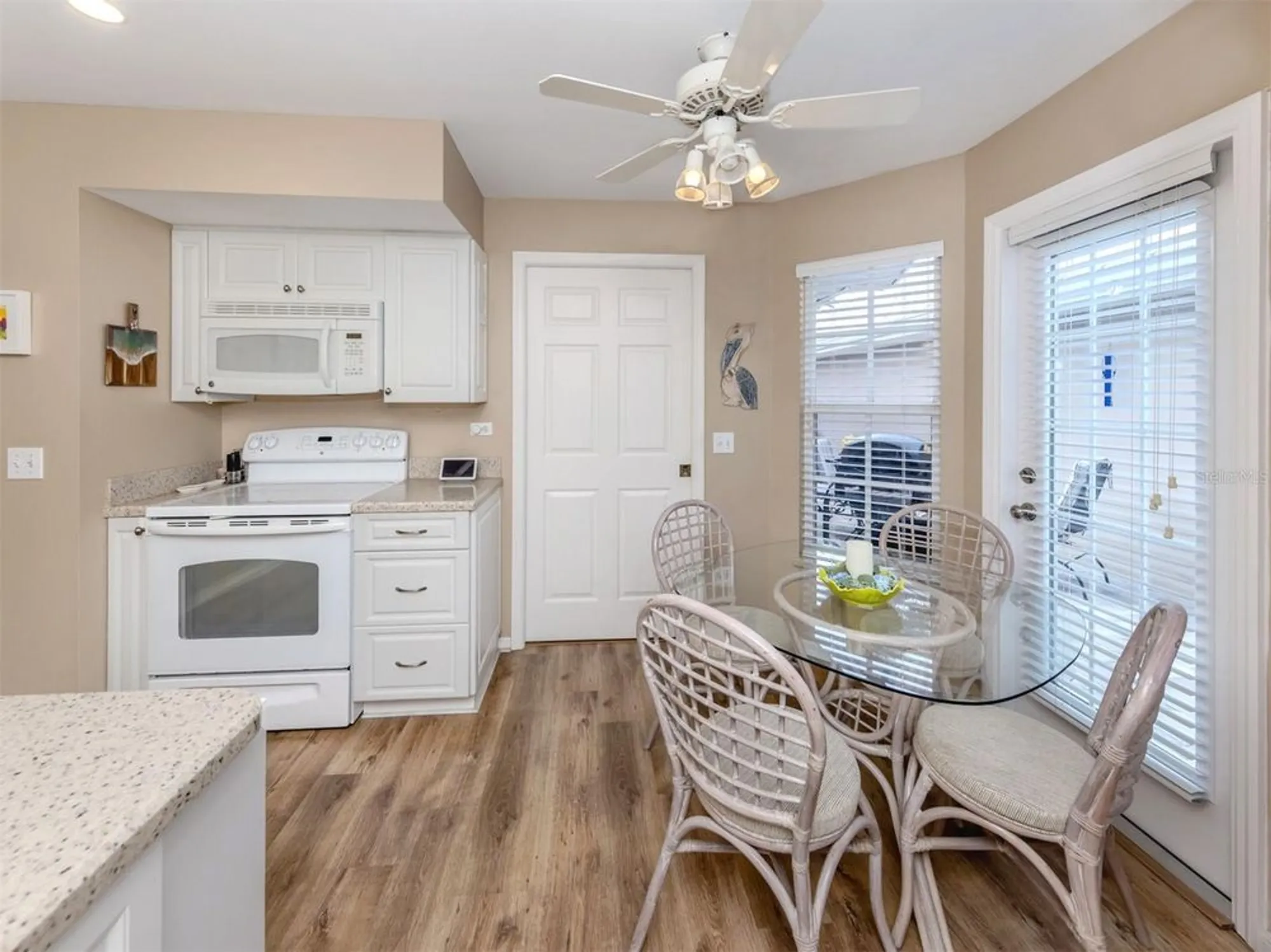 Property Slideshow image 21 of 40 | 579 clubside cir # 37, Venice, FL, 34293