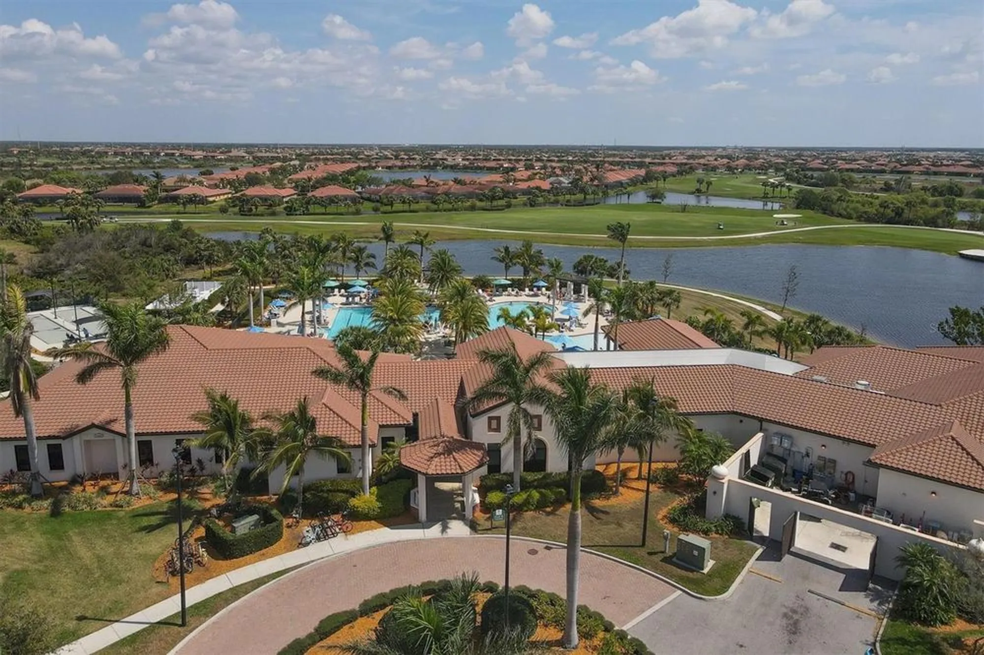 Property Slideshow image 37 of 58 | 10424 crooked creek dr, Venice, FL, 34293