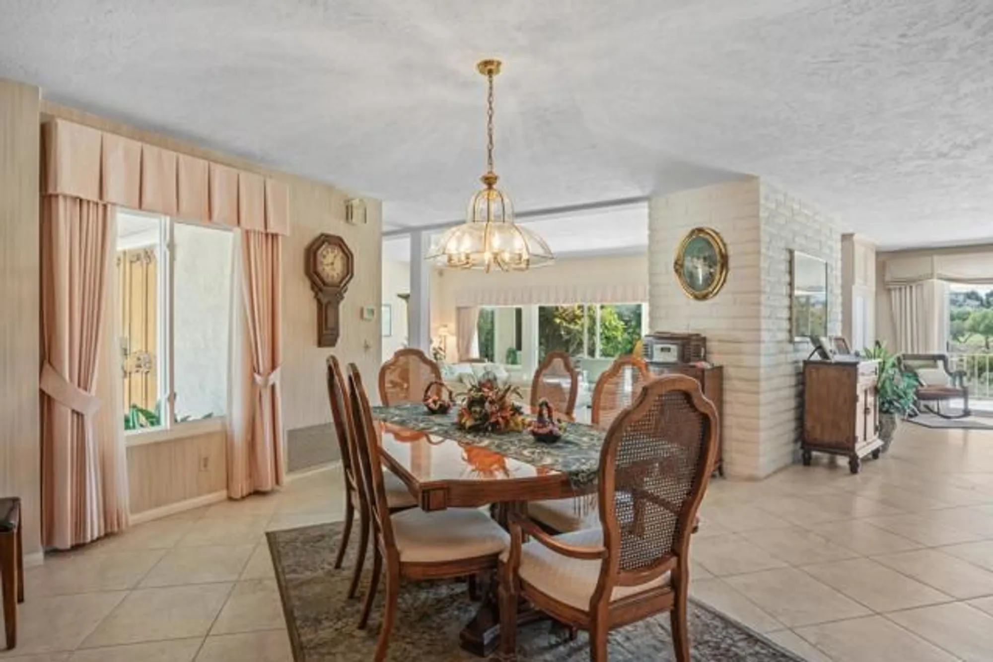 Property Slideshow image 16 of 55 | 10951 rim rd, Escondido, CA, 92026