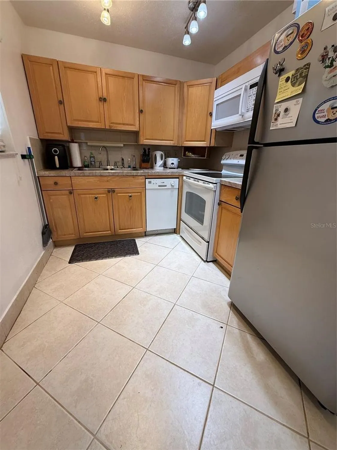 Property Slideshow image 13 of 17 | 153 brittany d d, Delray Beach, FL, 33446