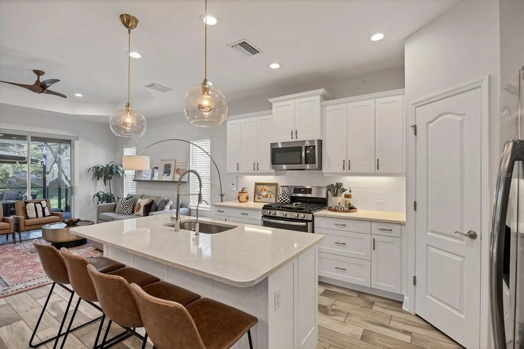 Property Slideshow image 20 of 73 | 12618 coastal breeze way, Bradenton, FL, 34211