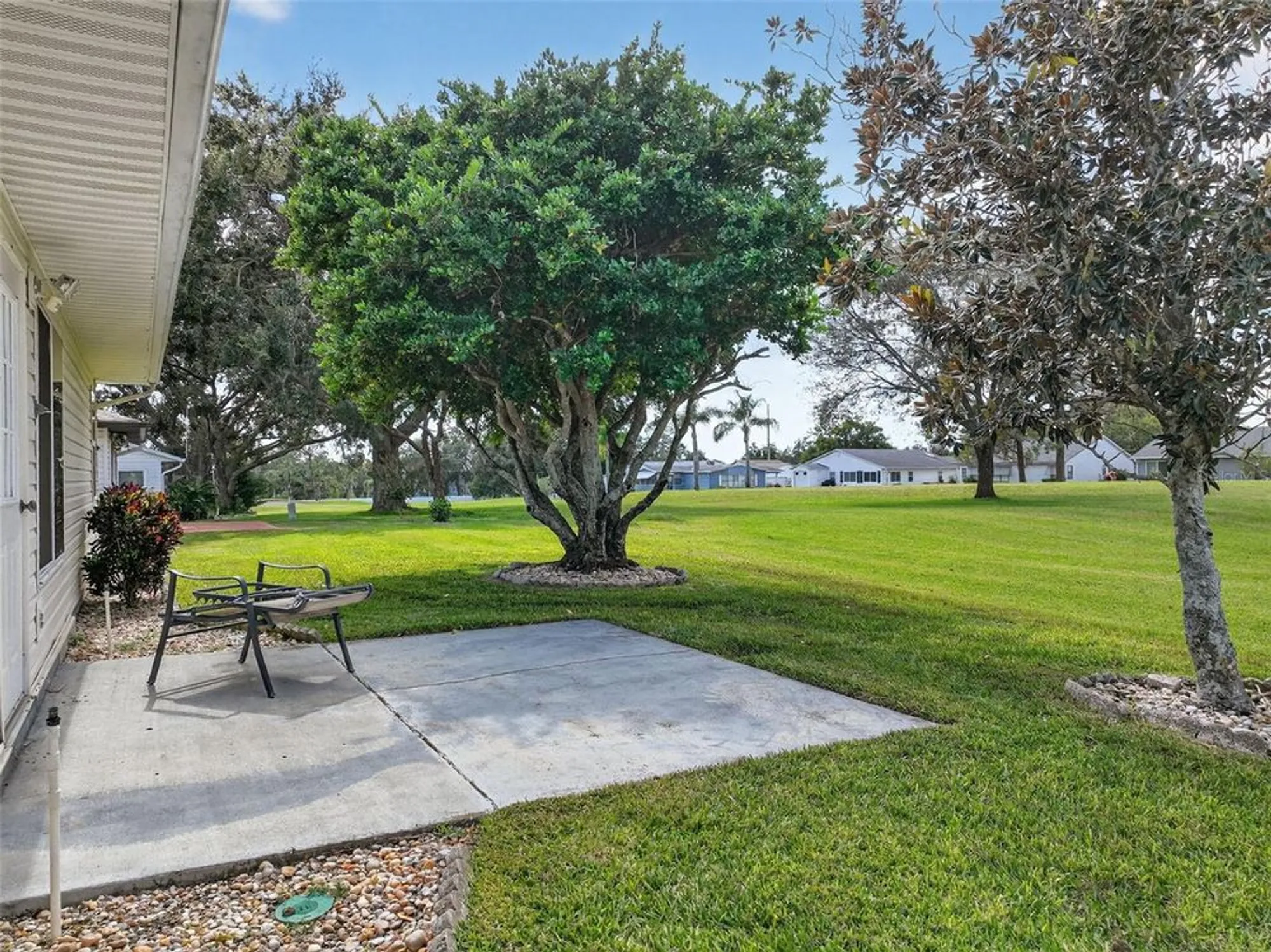Property Slideshow image 37 of 57 | 1958 long boat dr, Lakeland, FL, 33810